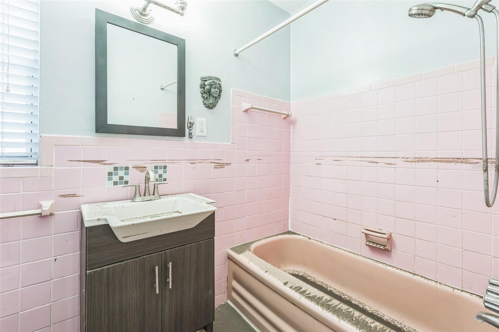 15406 2ND ST E, MADEIRA BEACH, FL, 33708