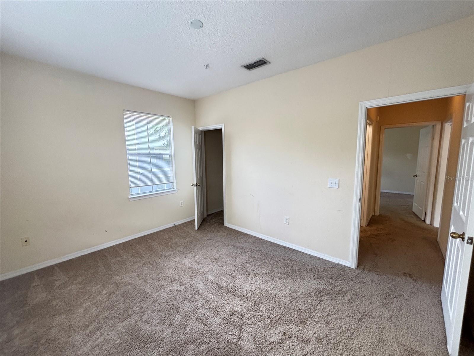 18001 RICHMOND PLACE DR #822, TAMPA, FL, 33647