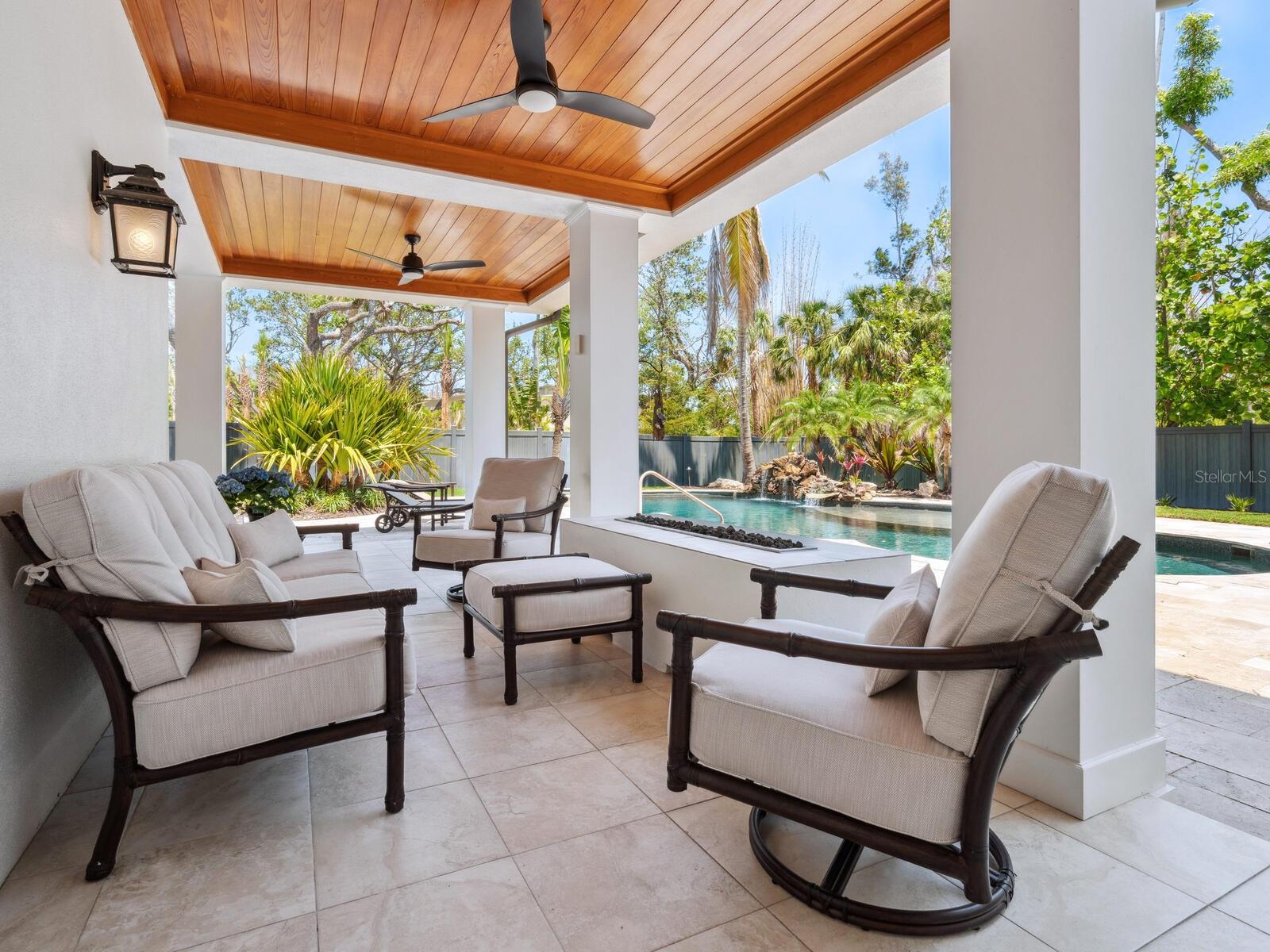 A4651061 Property Photo