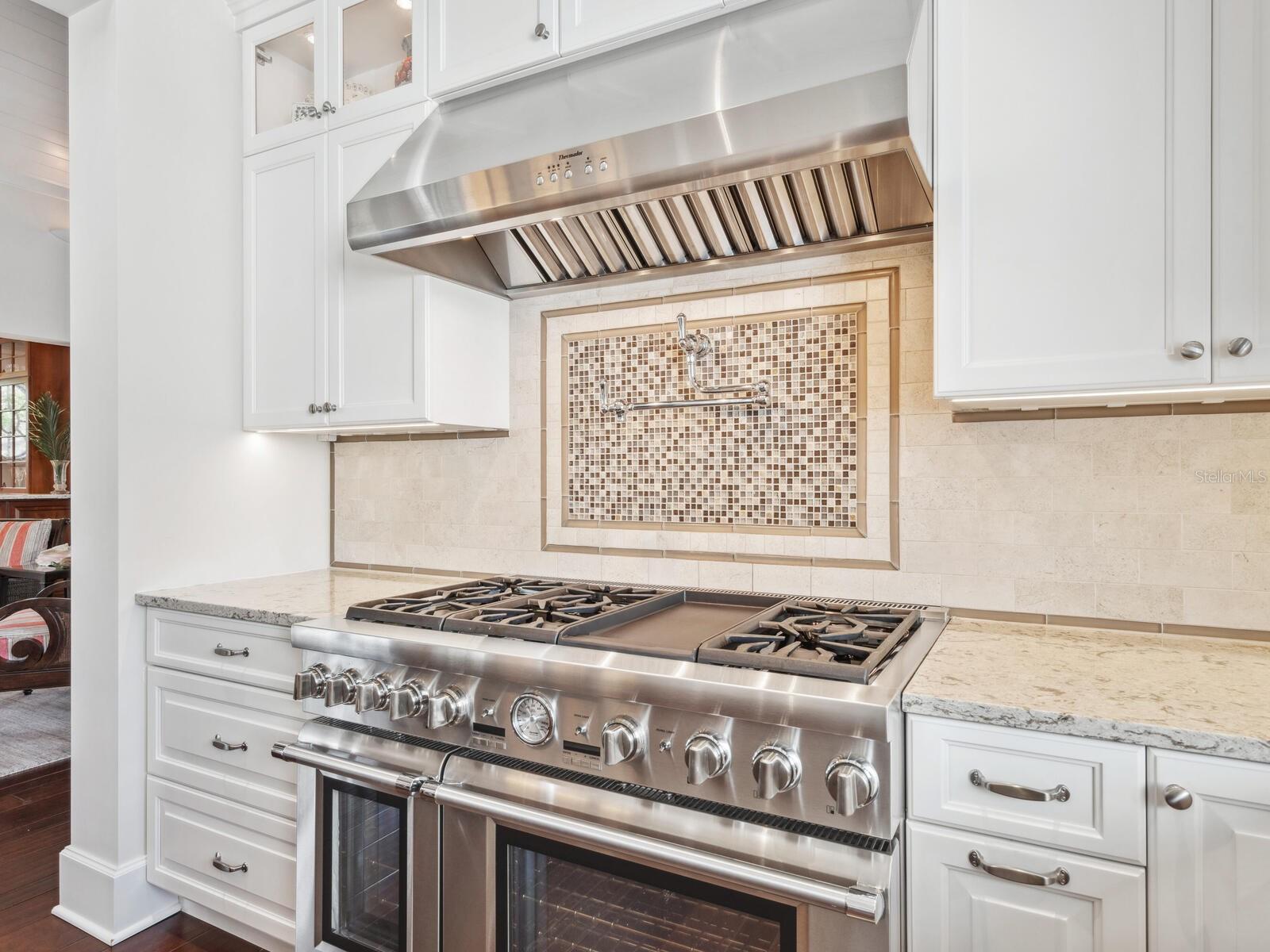 A4651061 Property Photo