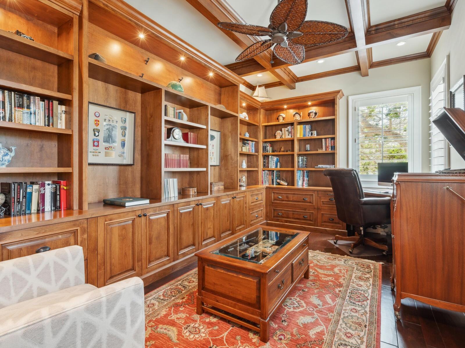 A4651061 Property Photo