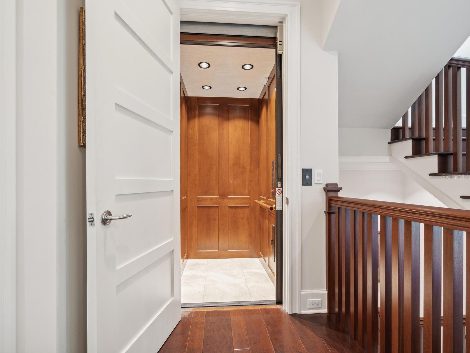 A4651061 Property Photo