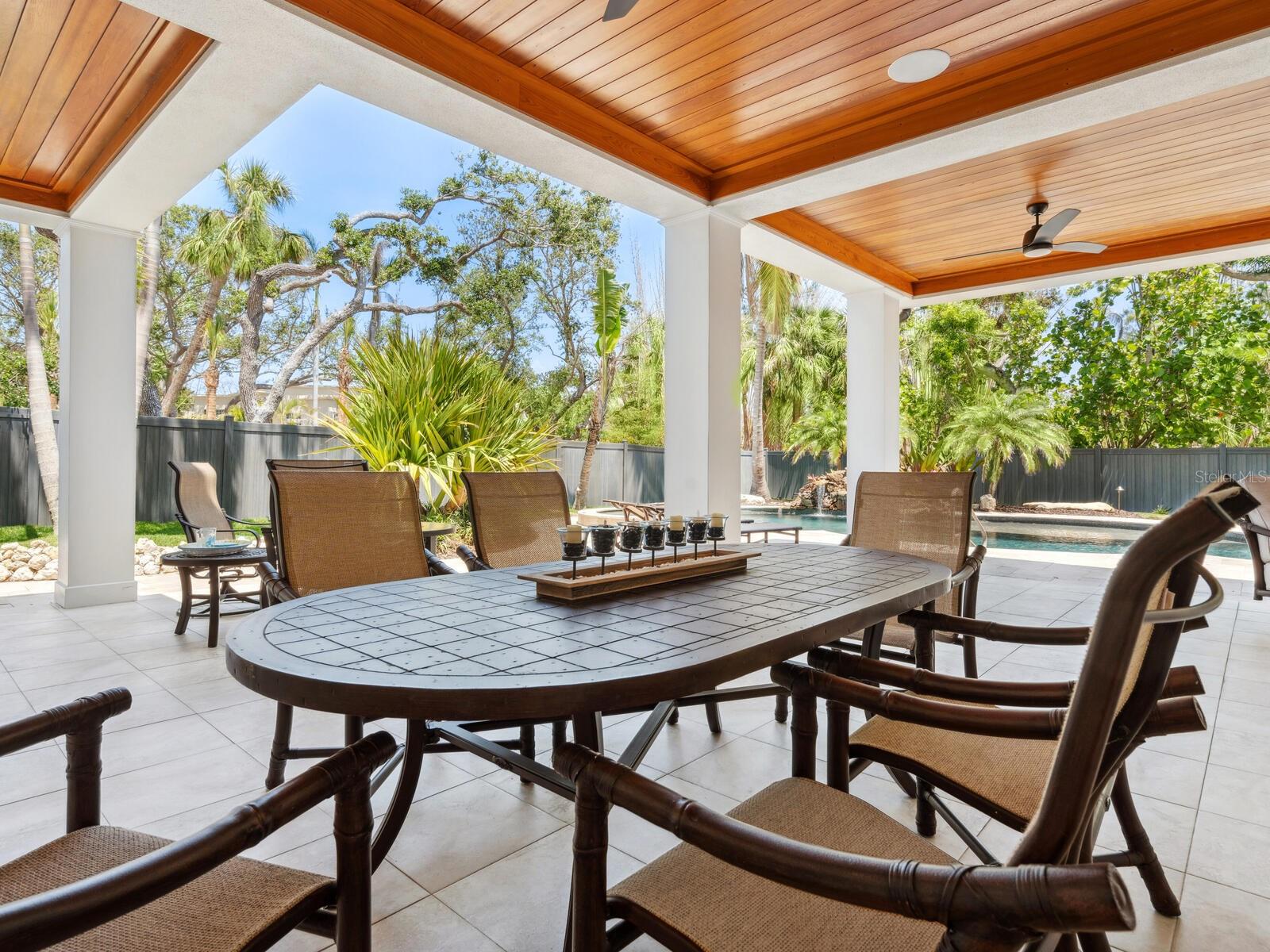 A4651061 Property Photo