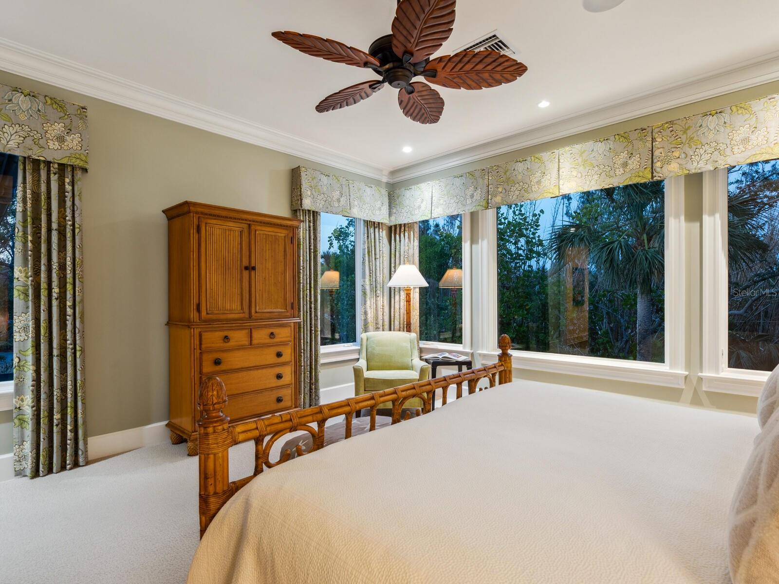 A4651061 Property Photo