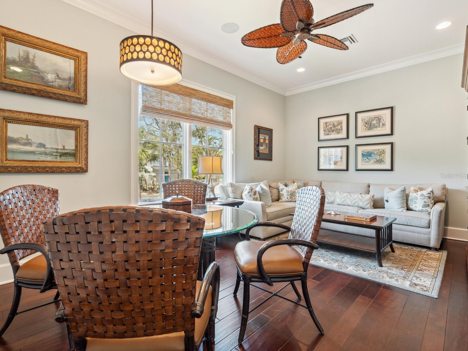 A4651061 Property Photo