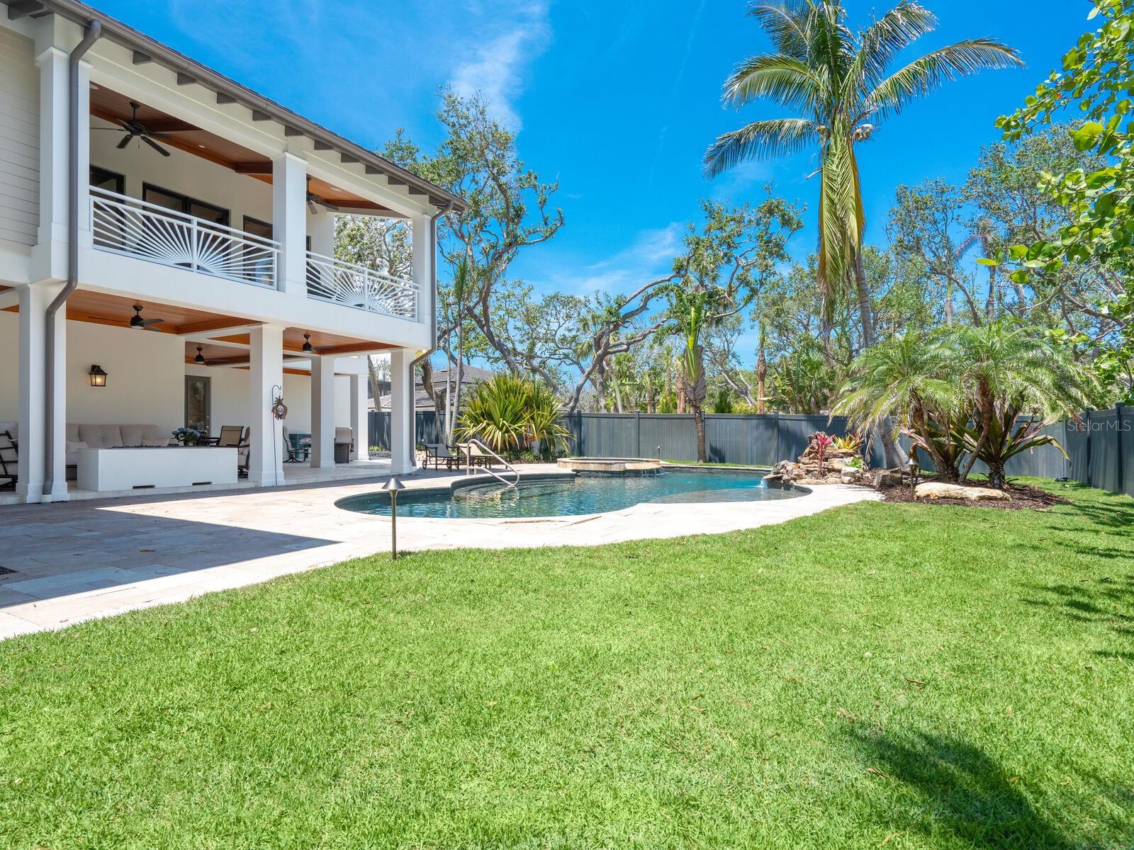 A4651061 Property Photo