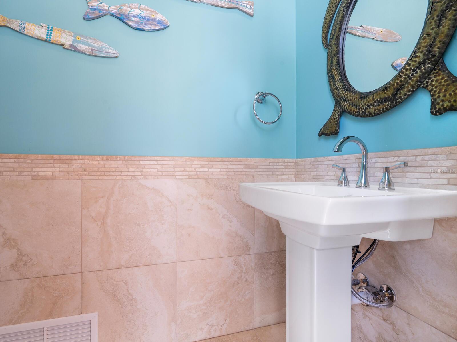 A4651061 Property Photo