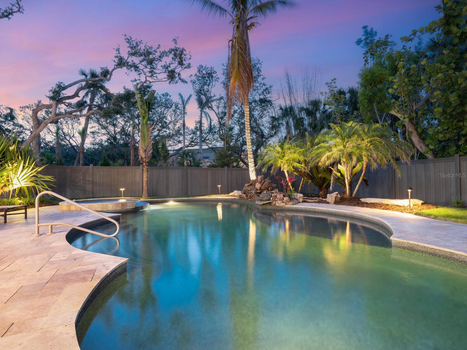 A4651061 Property Photo