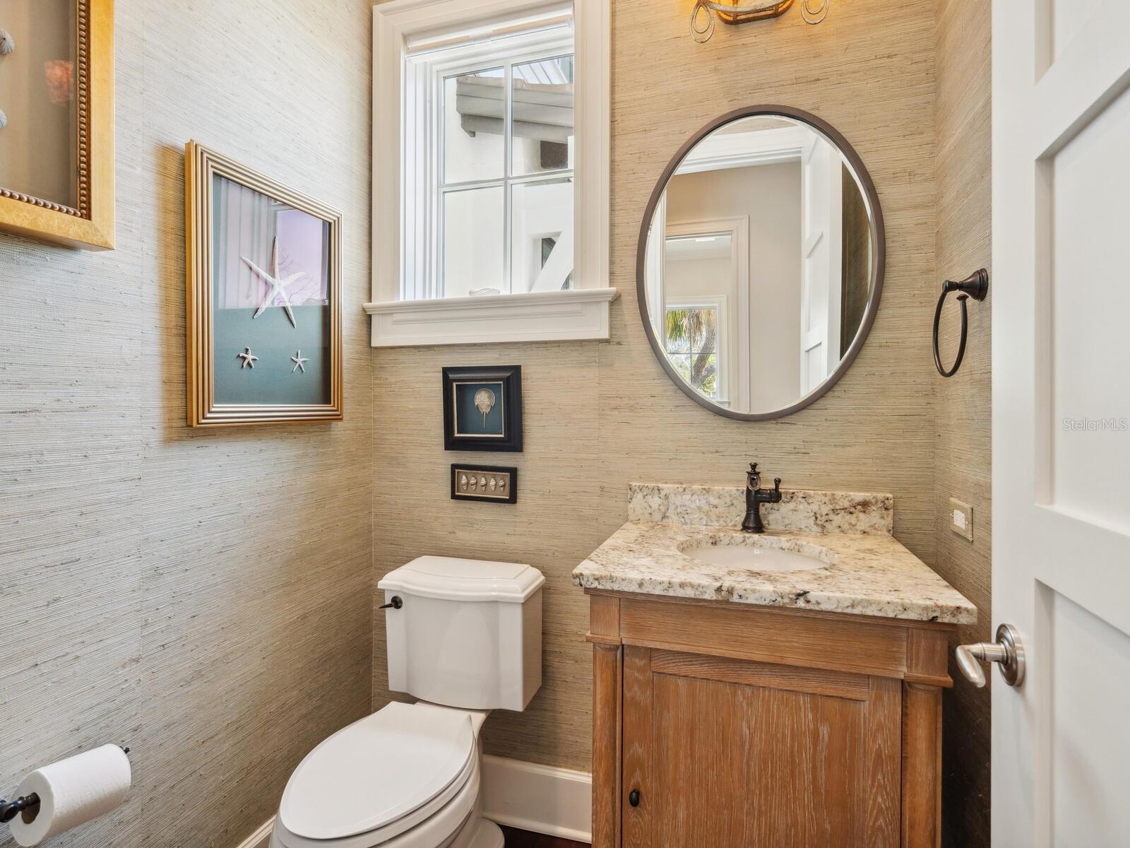 A4651061 Property Photo