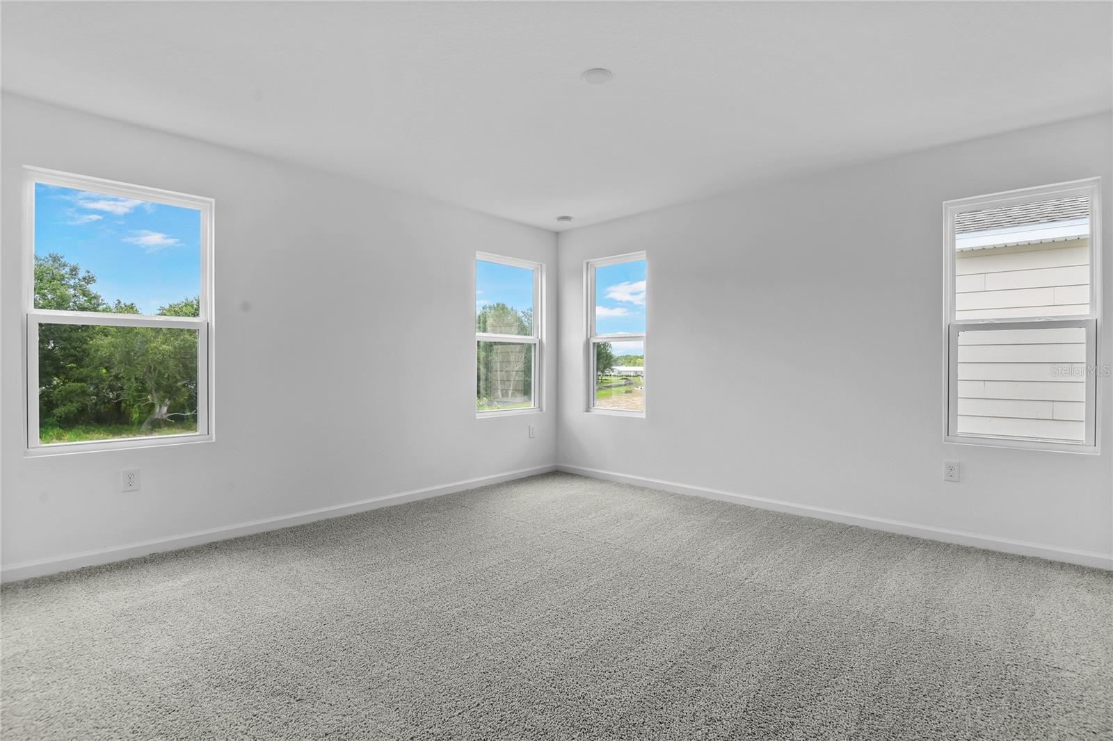 725 LAKE DELL AVE, DUNDEE, FL, 33838