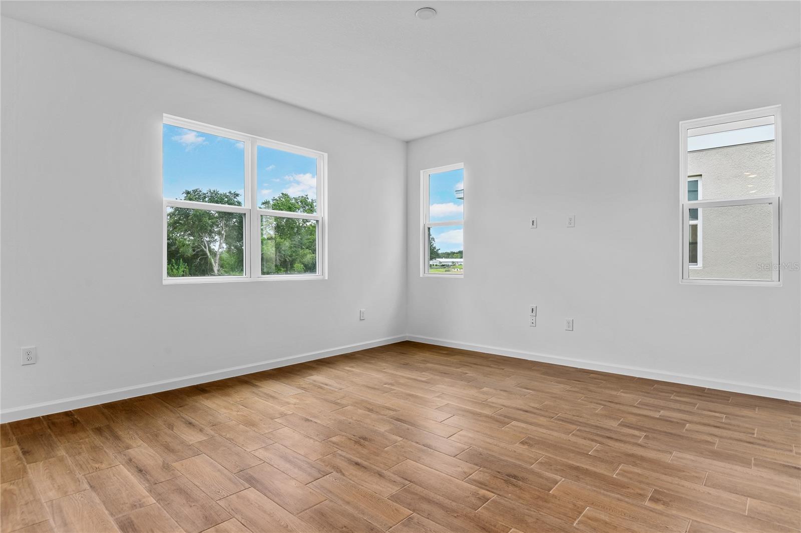 725 LAKE DELL AVE, DUNDEE, FL, 33838