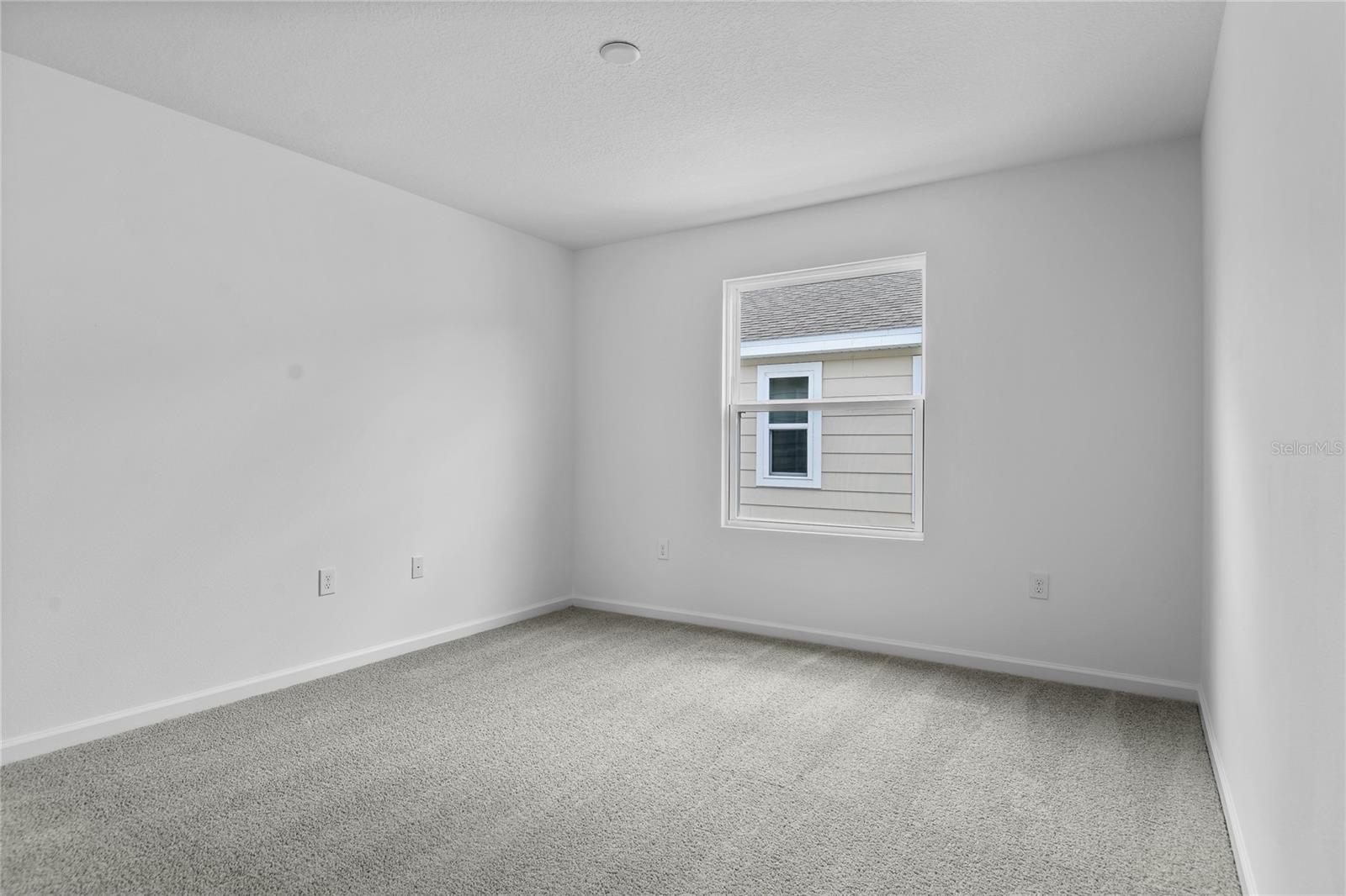 725 LAKE DELL AVE, DUNDEE, FL, 33838