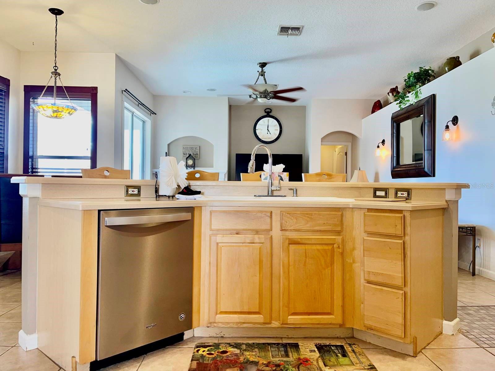 242 PRESTWICK DR, DAVENPORT, FL, 33897