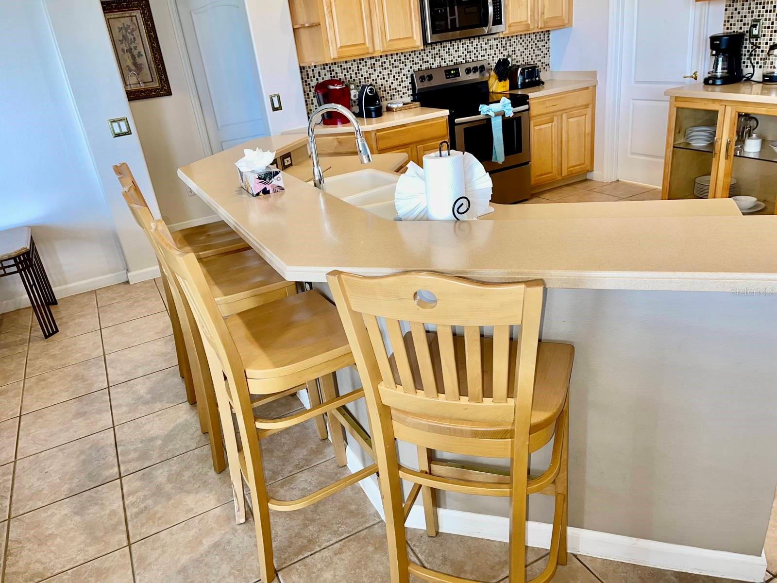 242 PRESTWICK DR, DAVENPORT, FL, 33897