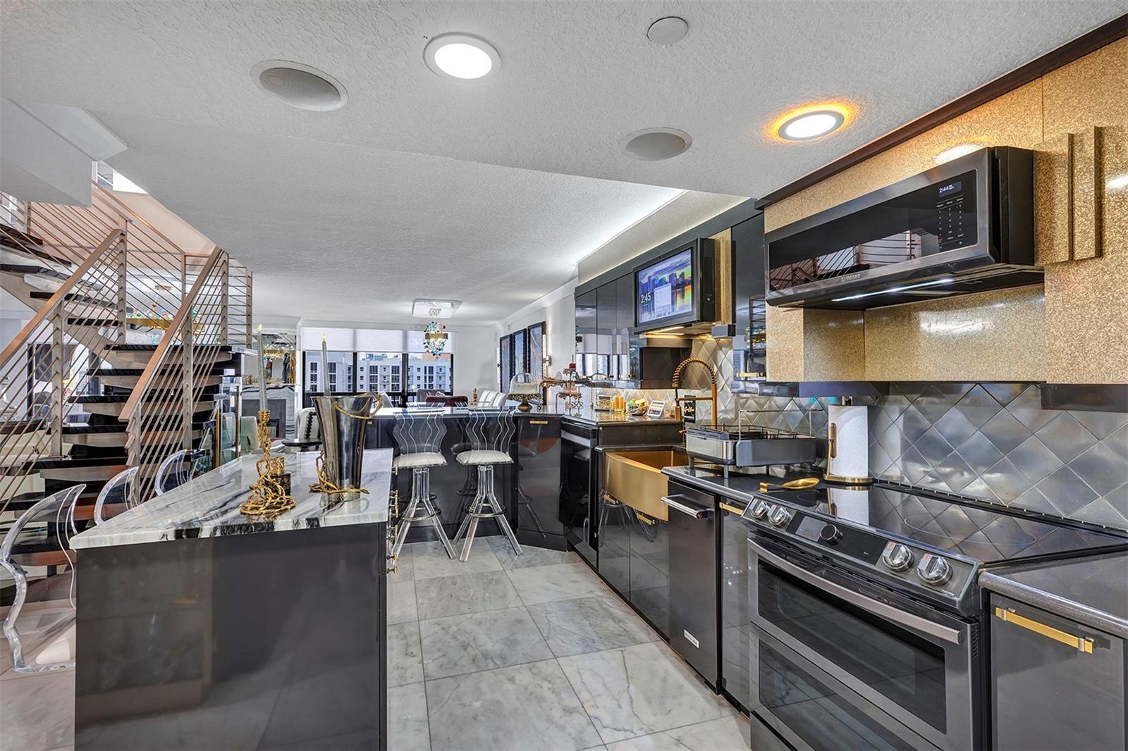 530 E CENTRAL BLVD #1901, ORLANDO, FL, 32801