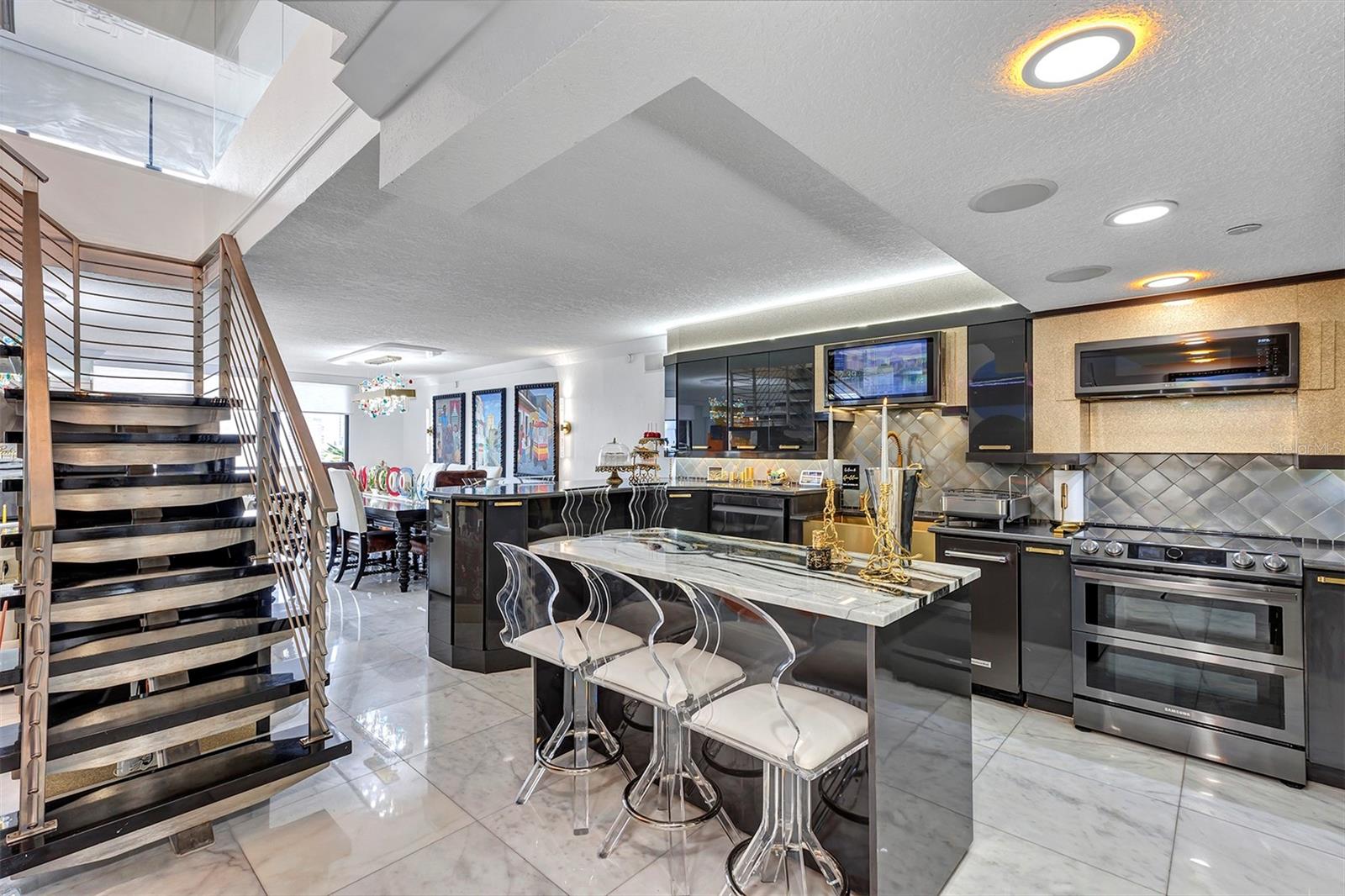 530 E CENTRAL BLVD #1901, ORLANDO, FL, 32801
