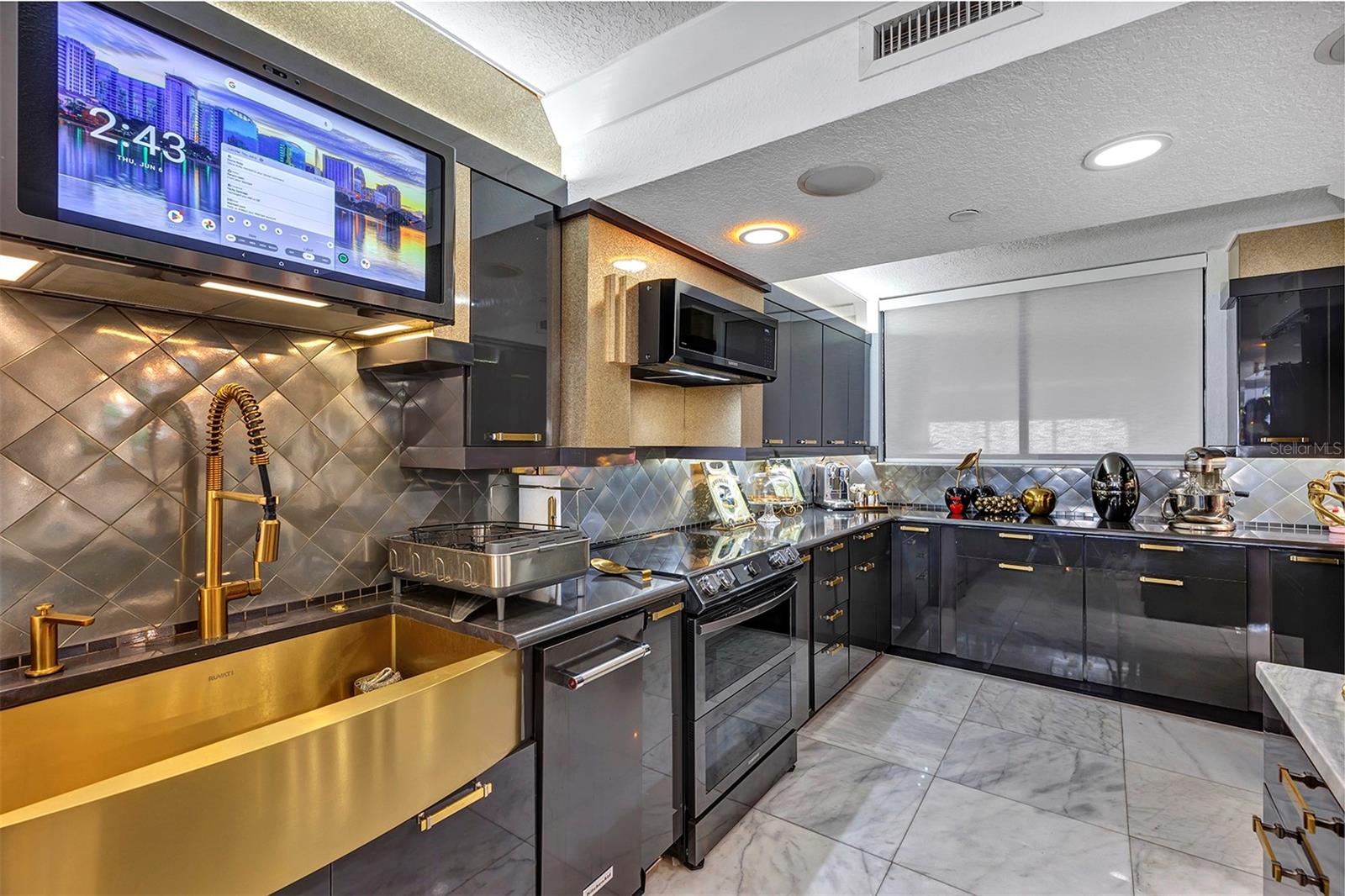 530 E CENTRAL BLVD #1901, ORLANDO, FL, 32801