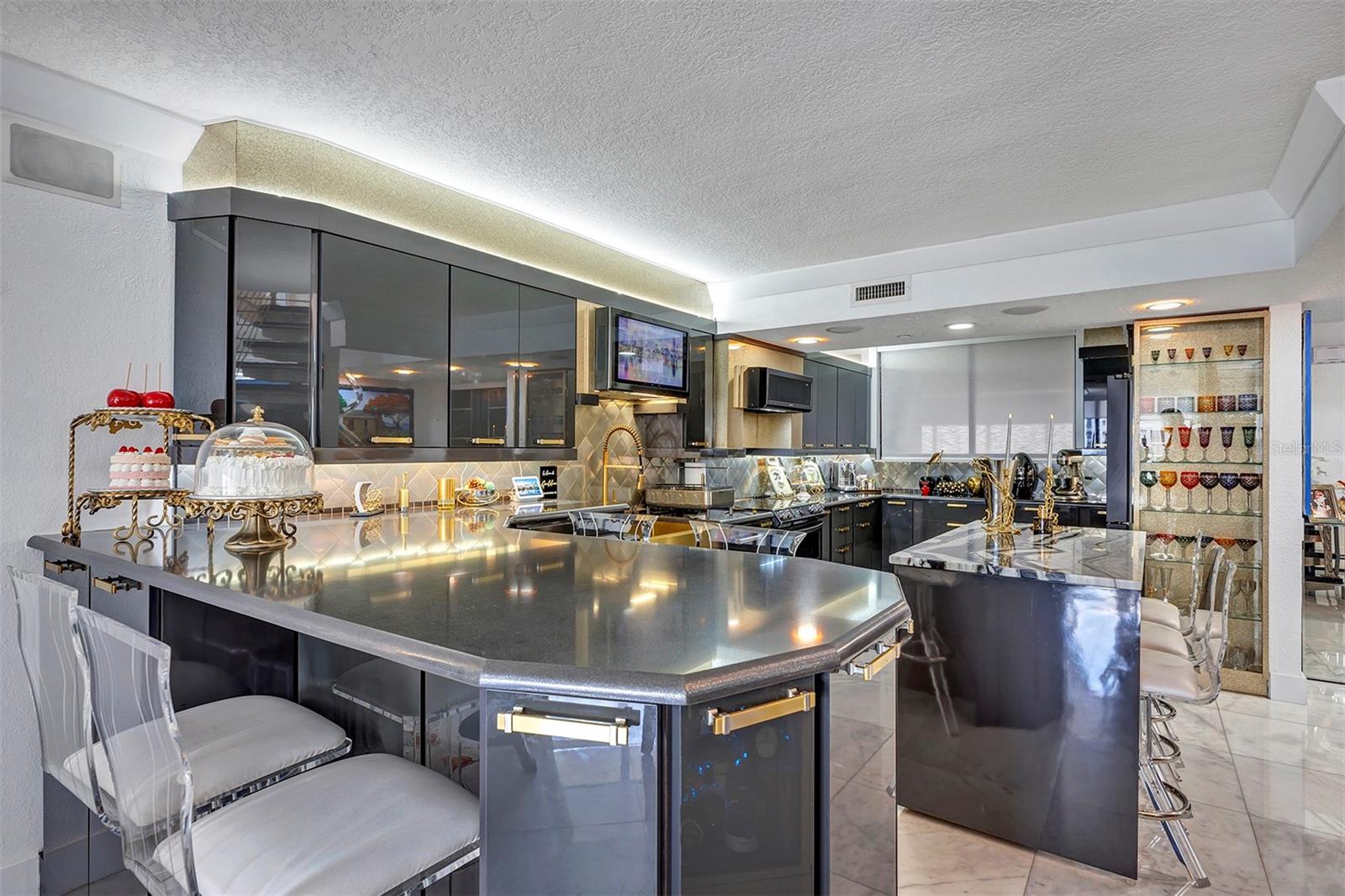 530 E CENTRAL BLVD #1901, ORLANDO, FL, 32801