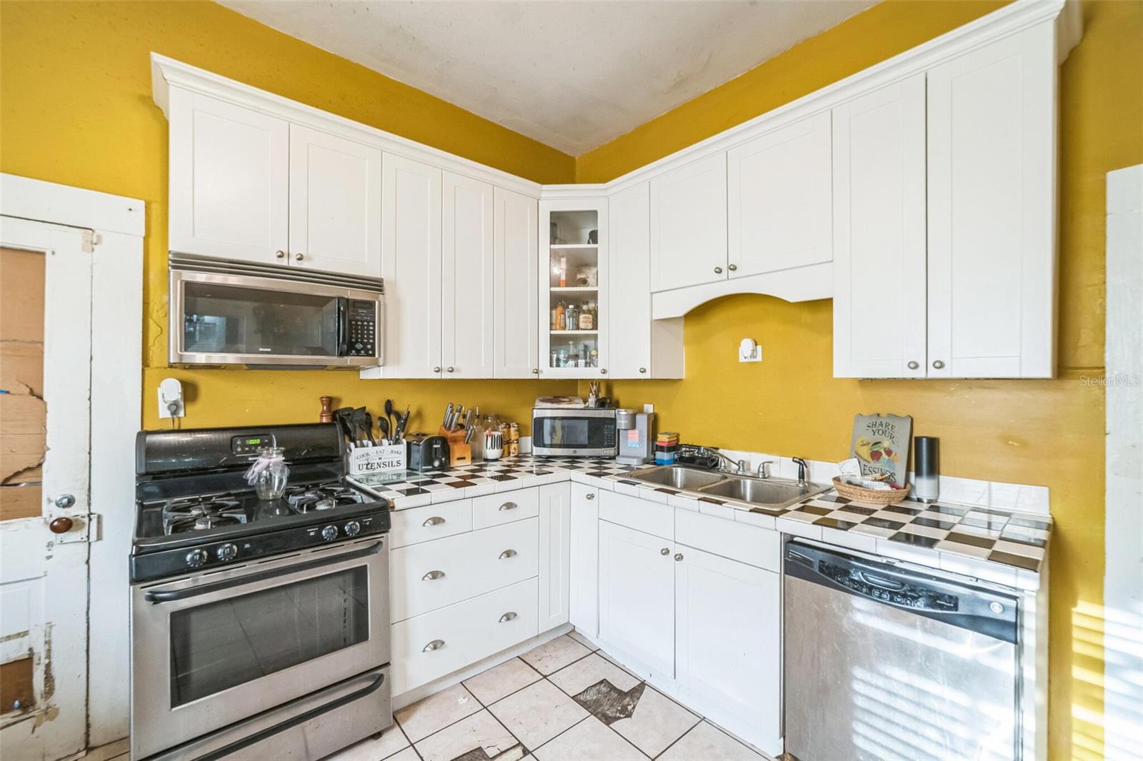 419 PALM AVE, EUSTIS, FL, 32726