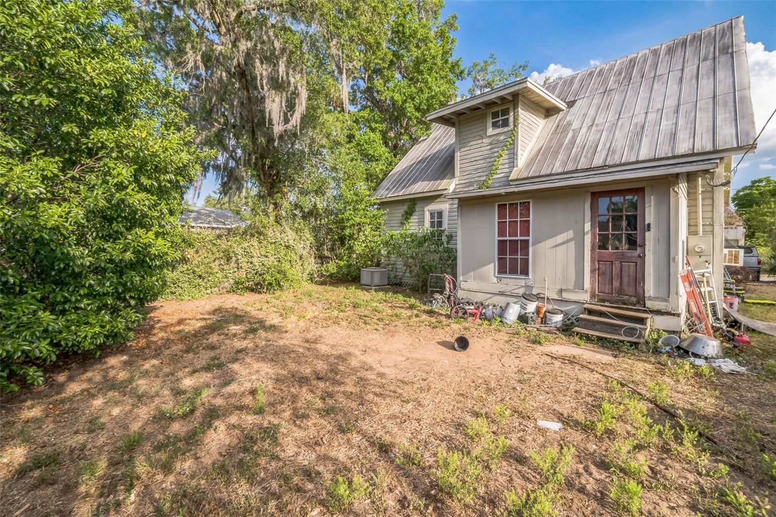 419 PALM AVE, EUSTIS, FL, 32726