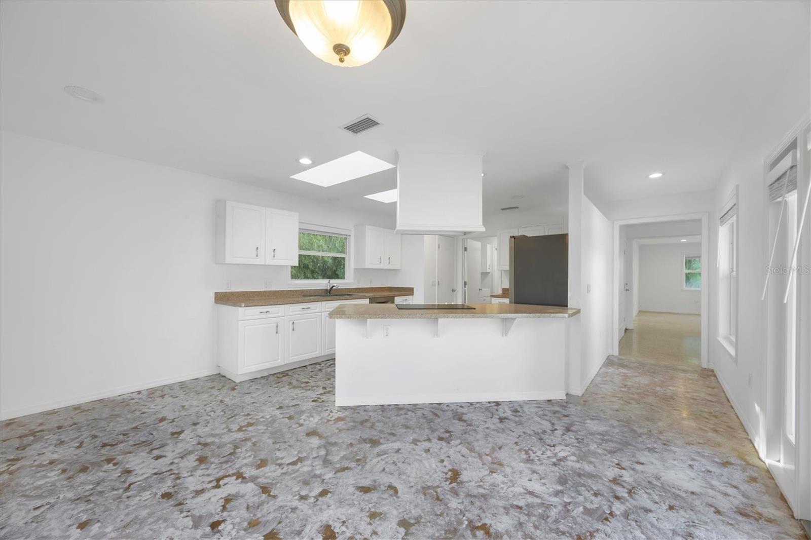 1773 SOUTH DR, SARASOTA, FL, 34239