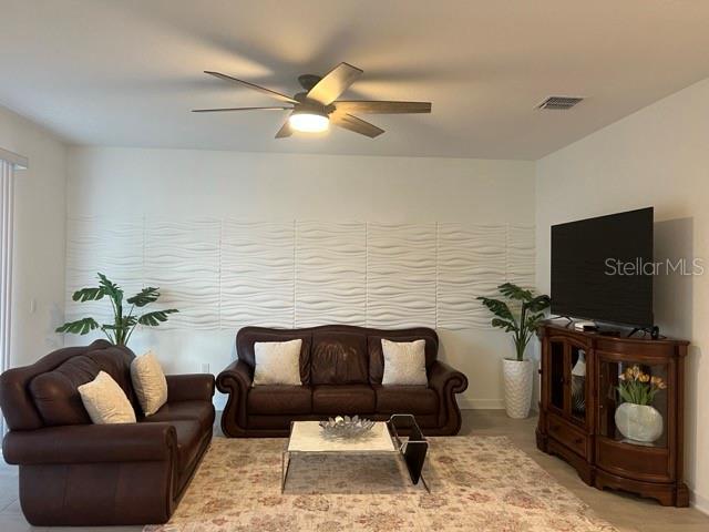 993 LEADER ST, DAVENPORT, FL, 33896