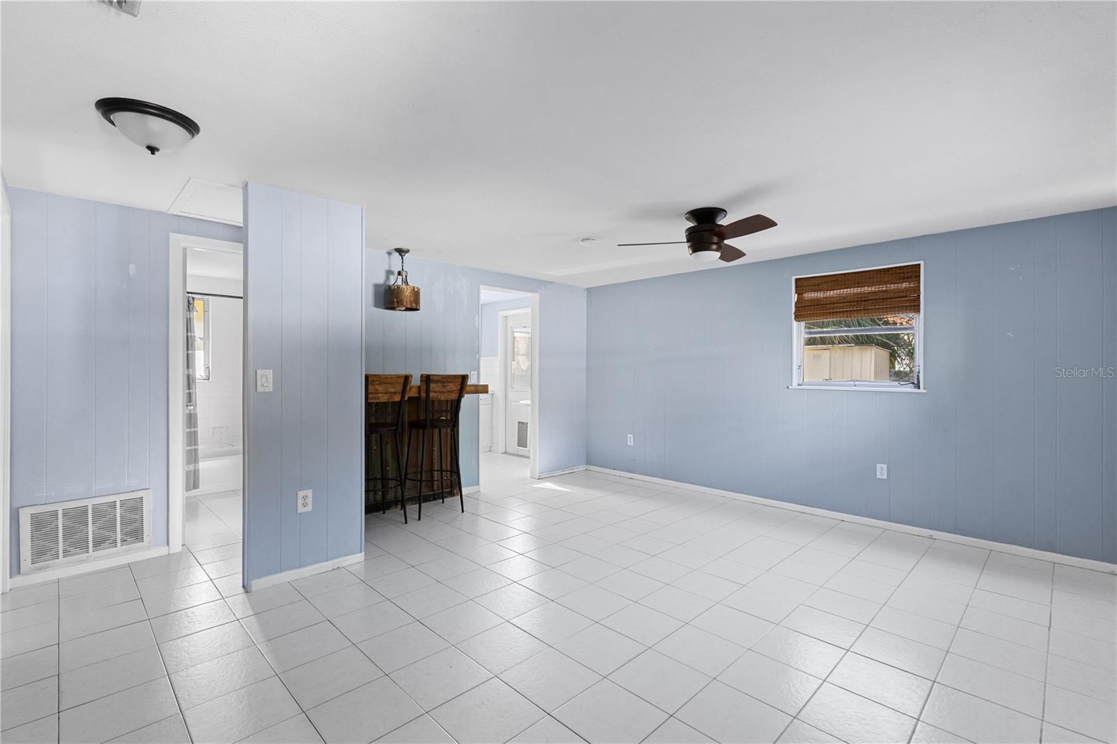 1802 ROBINHOOD ST, SARASOTA, FL, 34231