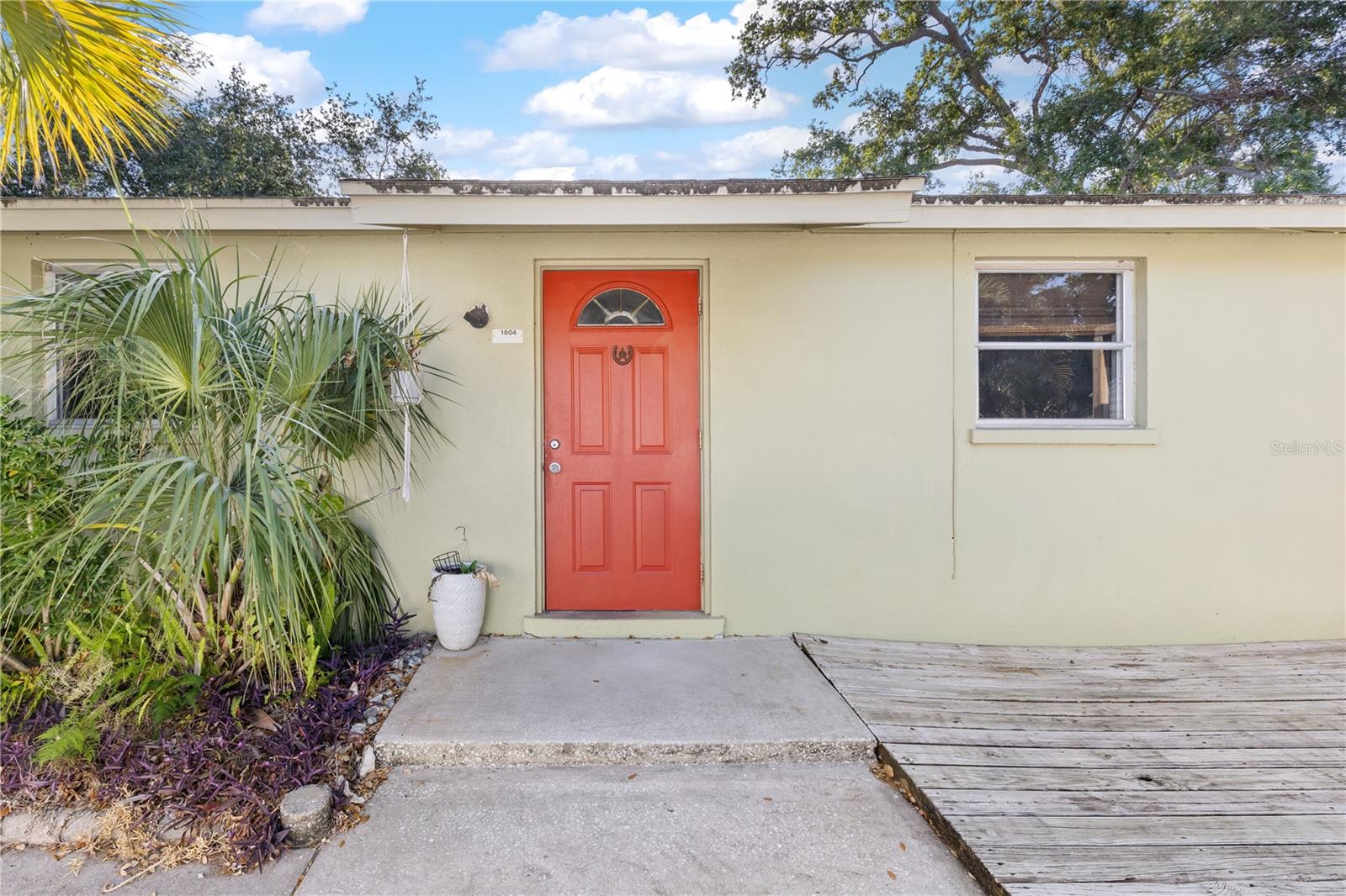 1802 ROBINHOOD ST, SARASOTA, FL, 34231
