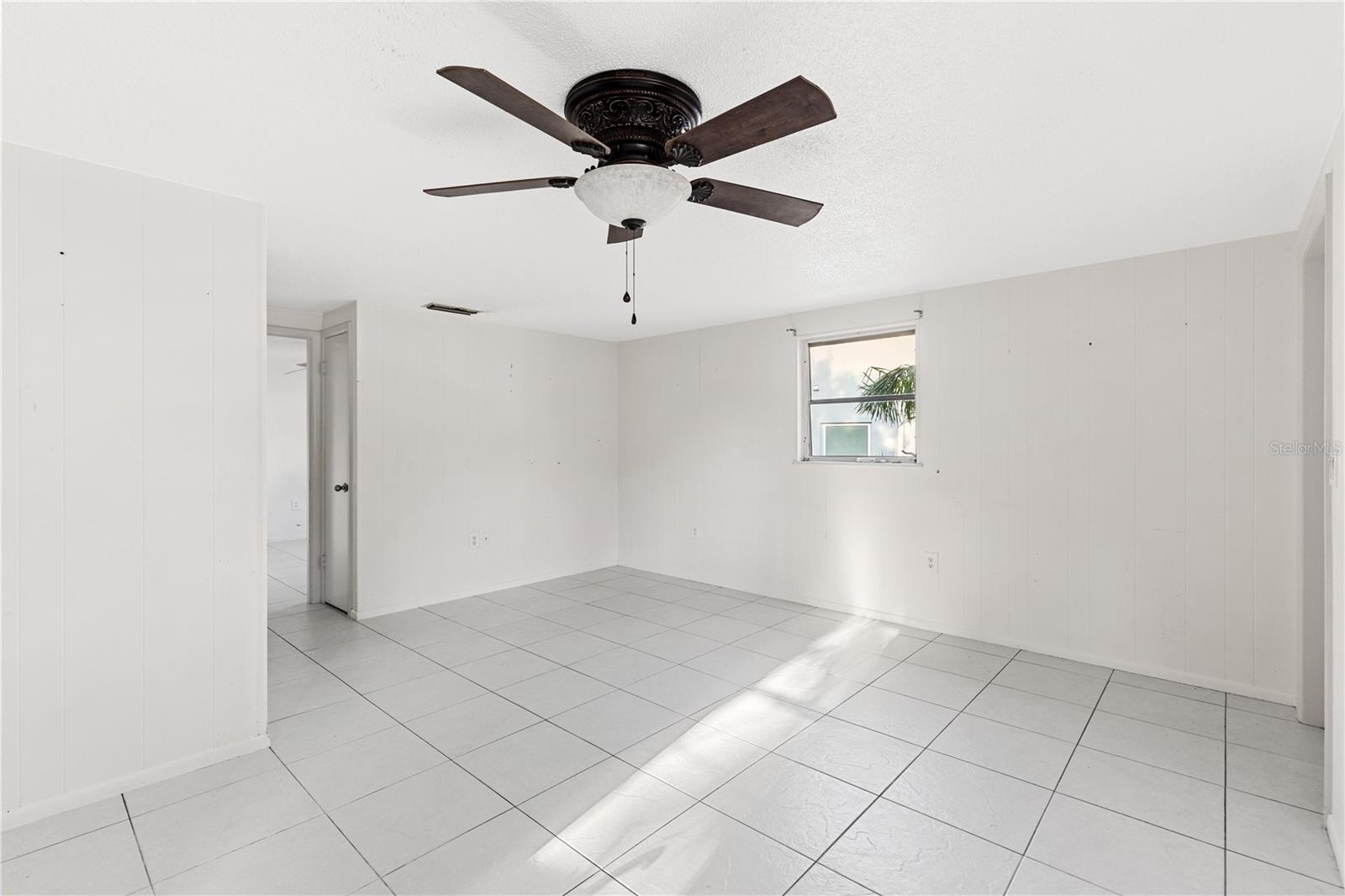 1802 ROBINHOOD ST, SARASOTA, FL, 34231