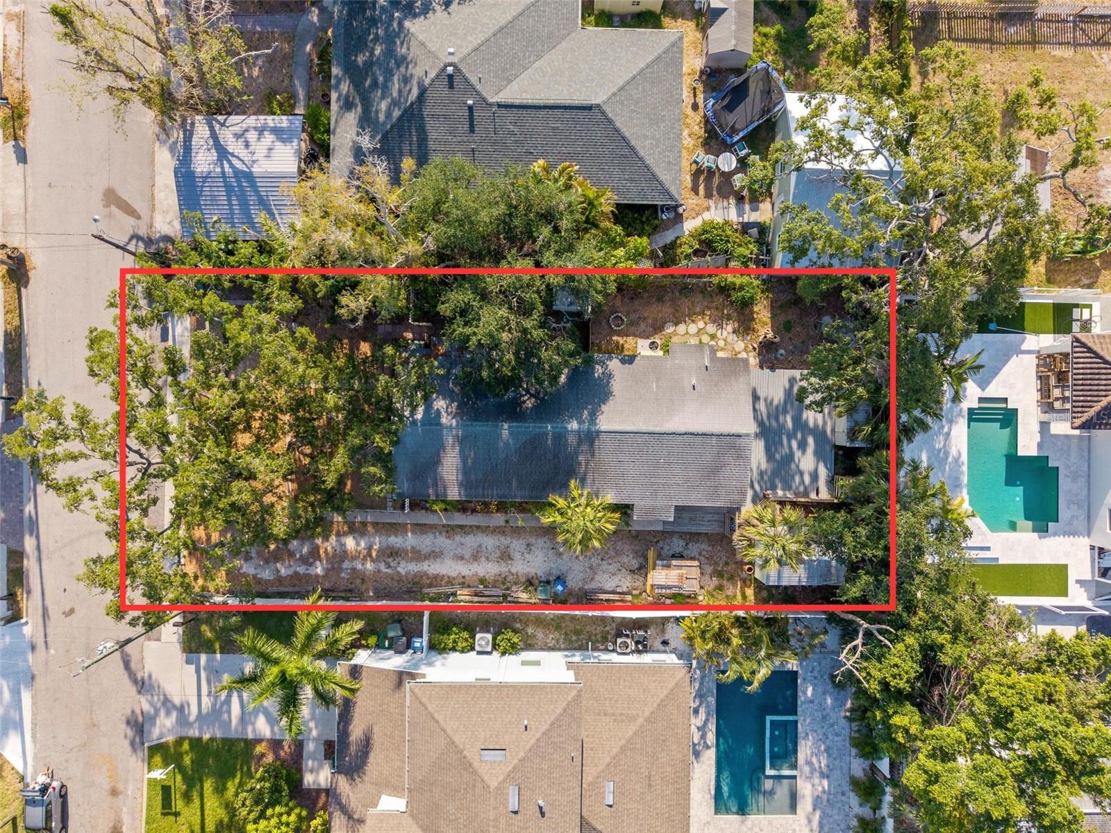 1802 ROBINHOOD ST, SARASOTA, FL, 34231