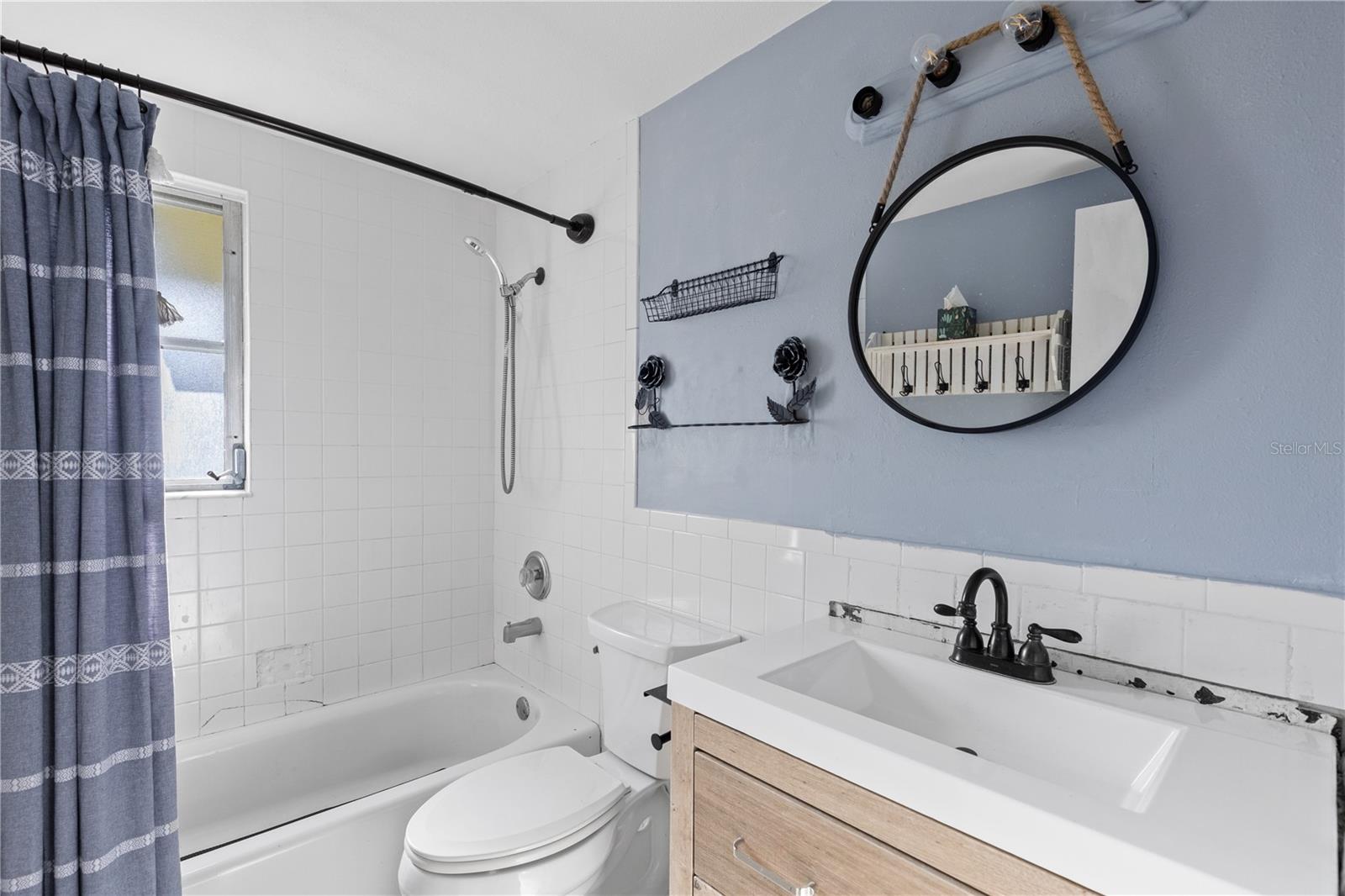 1802 ROBINHOOD ST, SARASOTA, FL, 34231