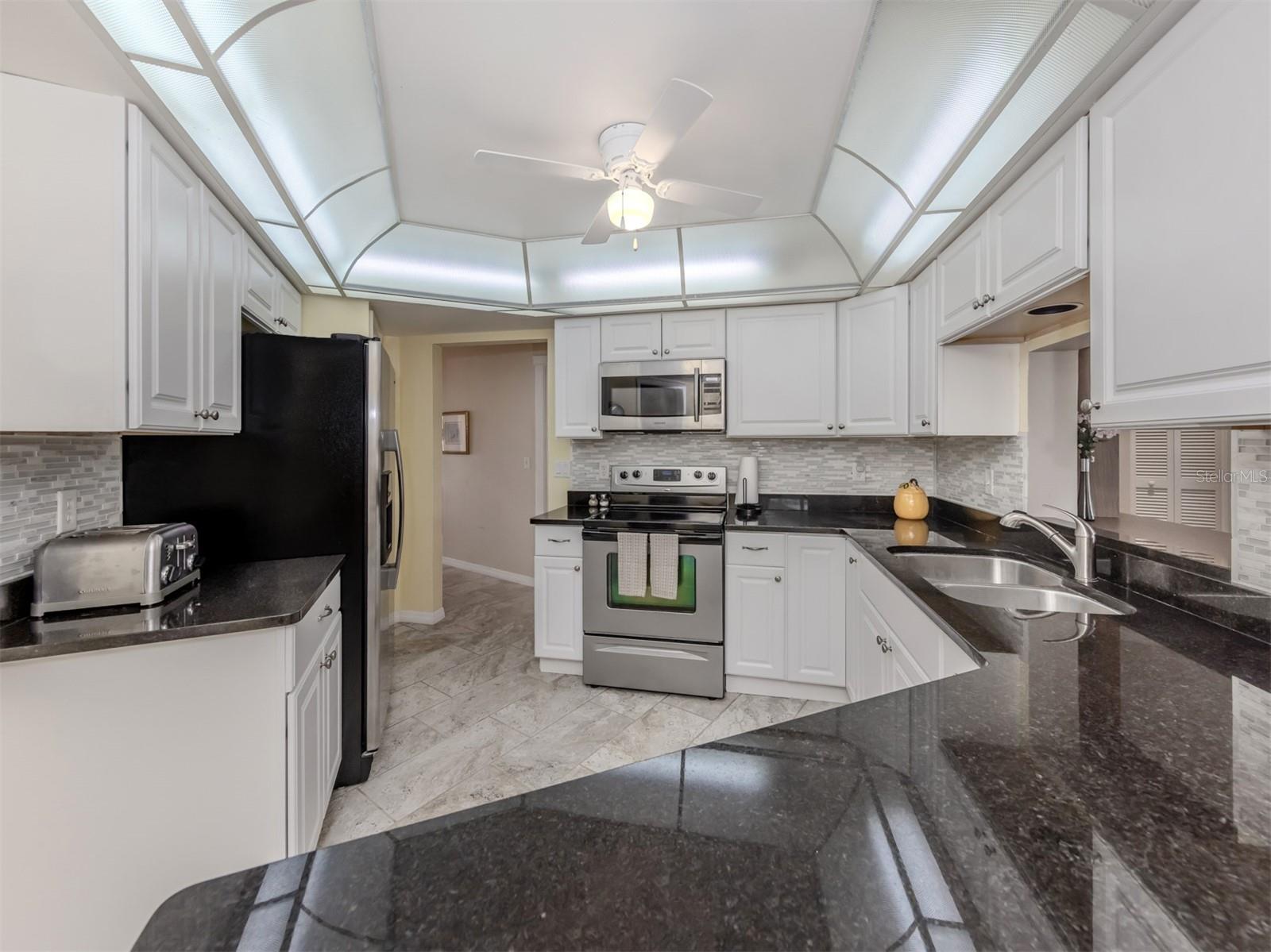 455 RUBENS DR E, NOKOMIS, FL, 34275