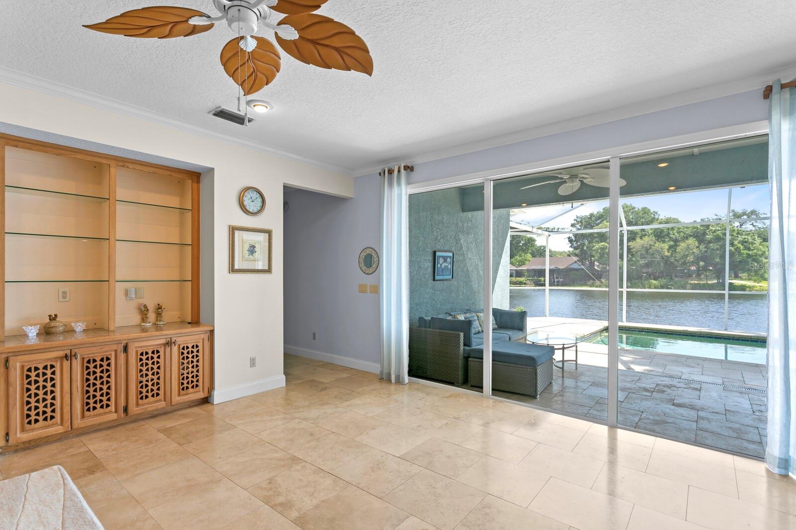 13548 LAKE MAGDALENE DR, TAMPA, FL, 33613