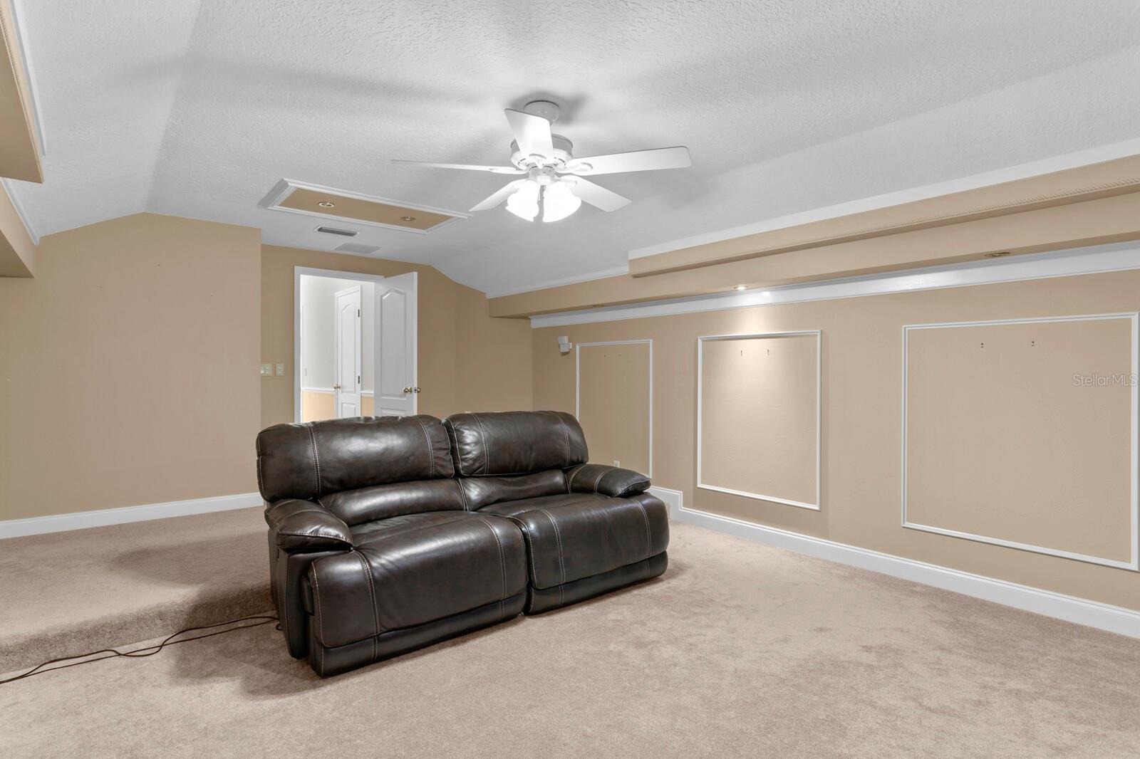 13548 LAKE MAGDALENE DR, TAMPA, FL, 33613