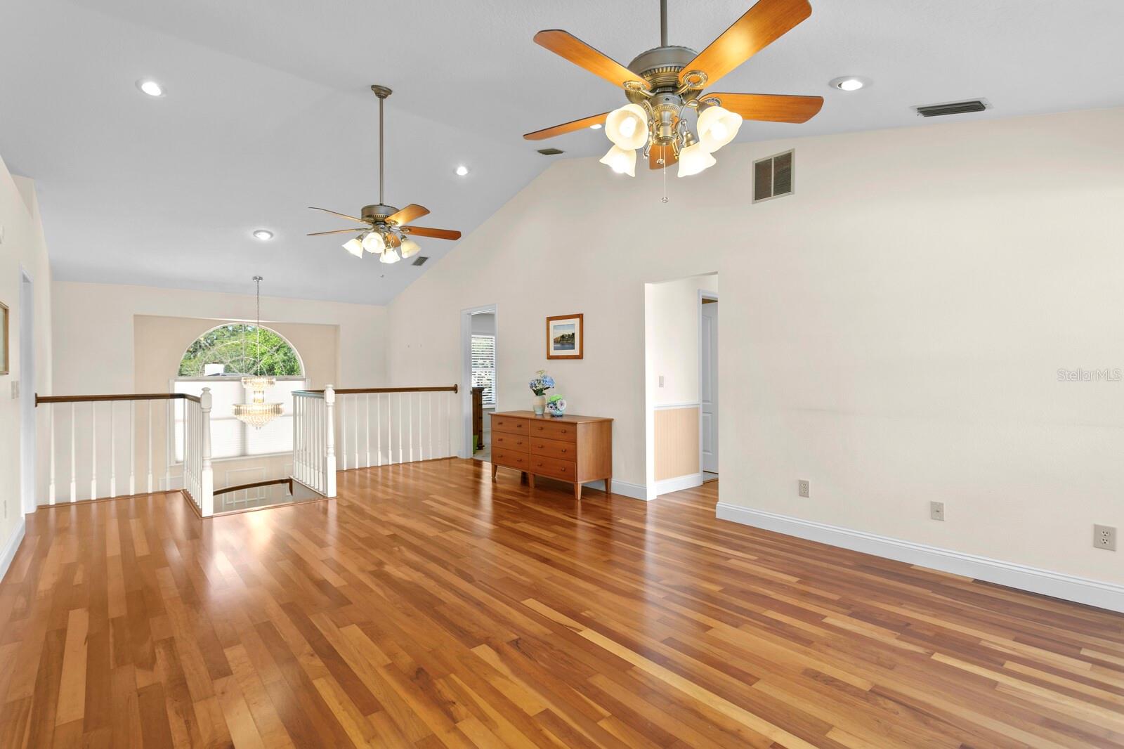 13548 LAKE MAGDALENE DR, TAMPA, FL, 33613