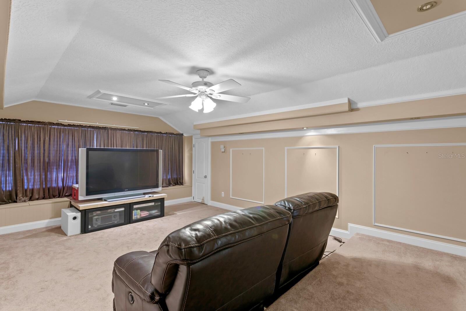 13548 LAKE MAGDALENE DR, TAMPA, FL, 33613