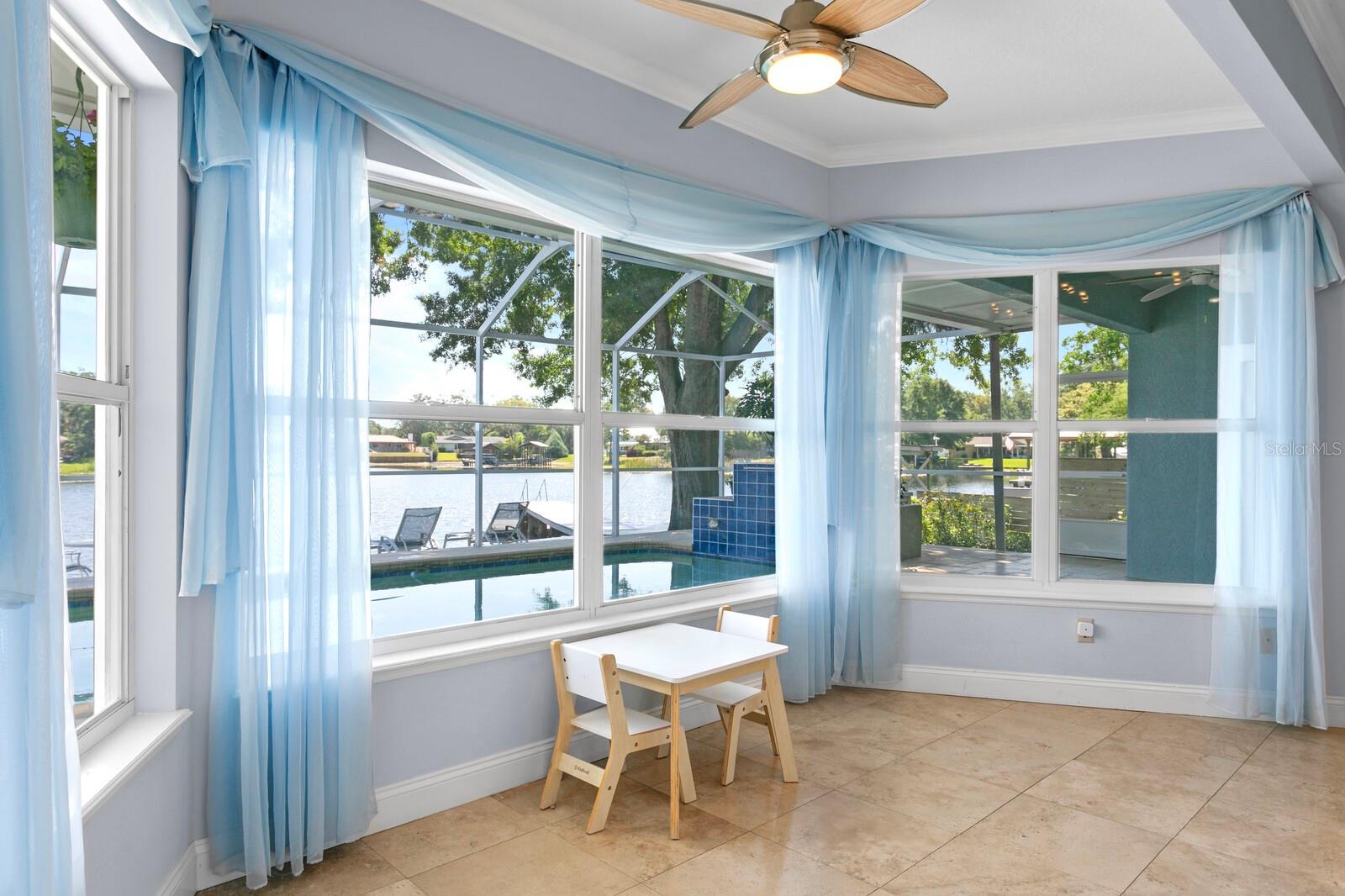 13548 LAKE MAGDALENE DR, TAMPA, FL, 33613