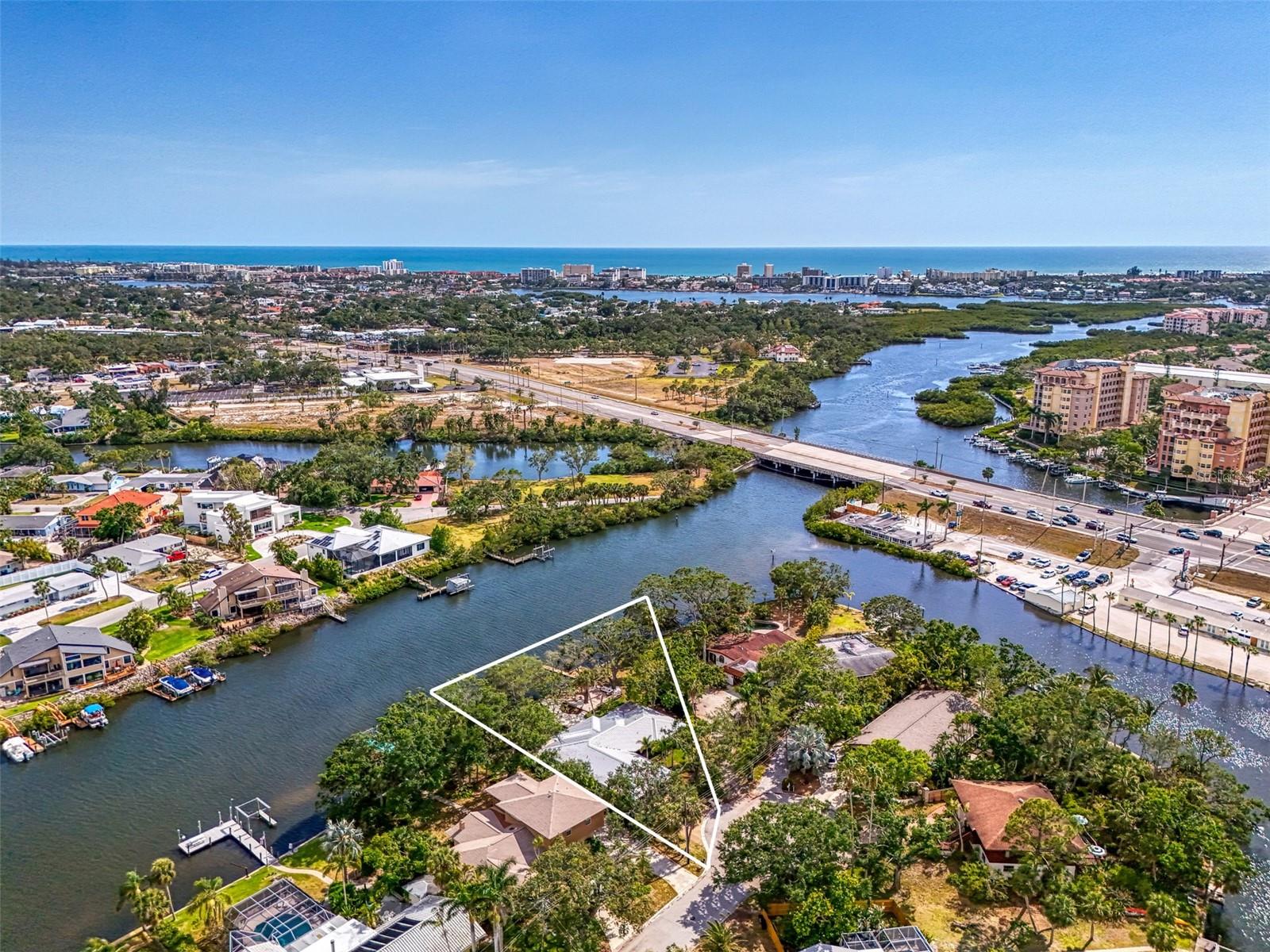 5377 PALOS VERDES DR, SARASOTA, FL, 34231