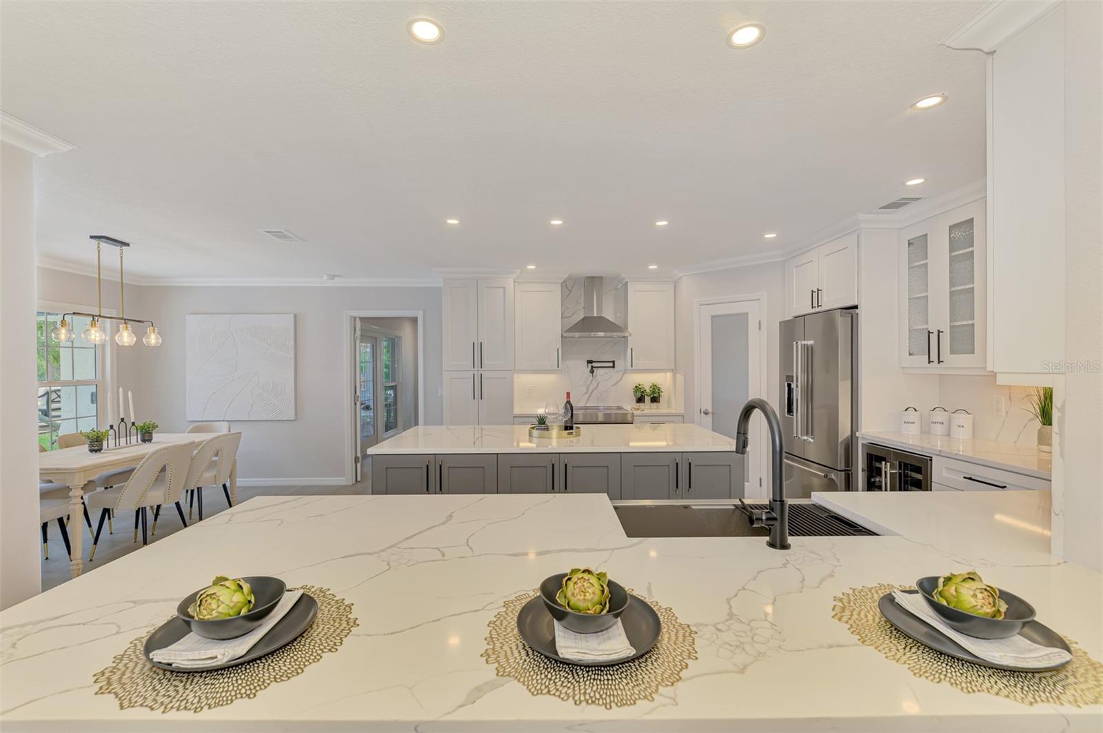 5377 PALOS VERDES DR, SARASOTA, FL, 34231