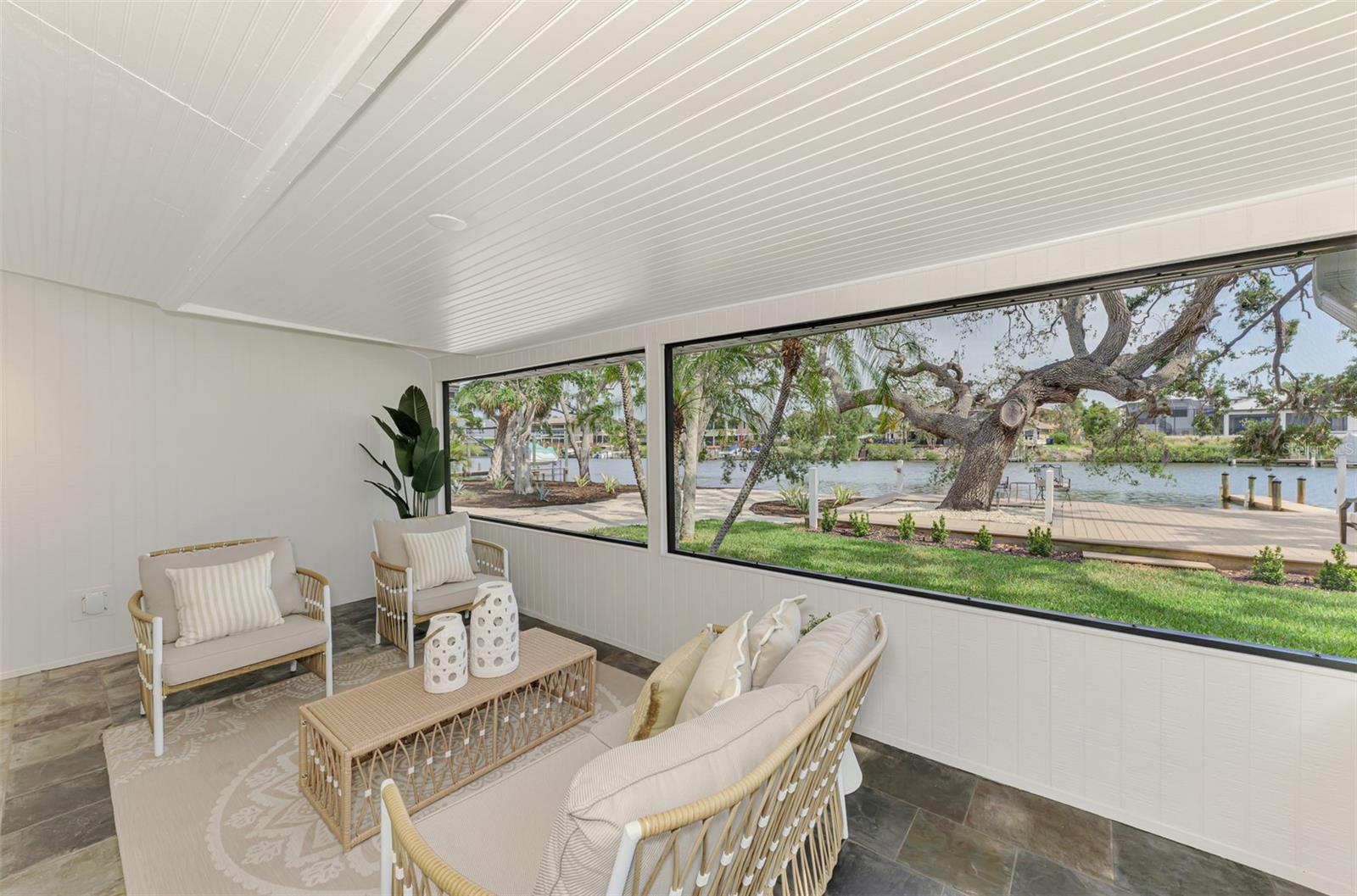 5377 PALOS VERDES DR, SARASOTA, FL, 34231