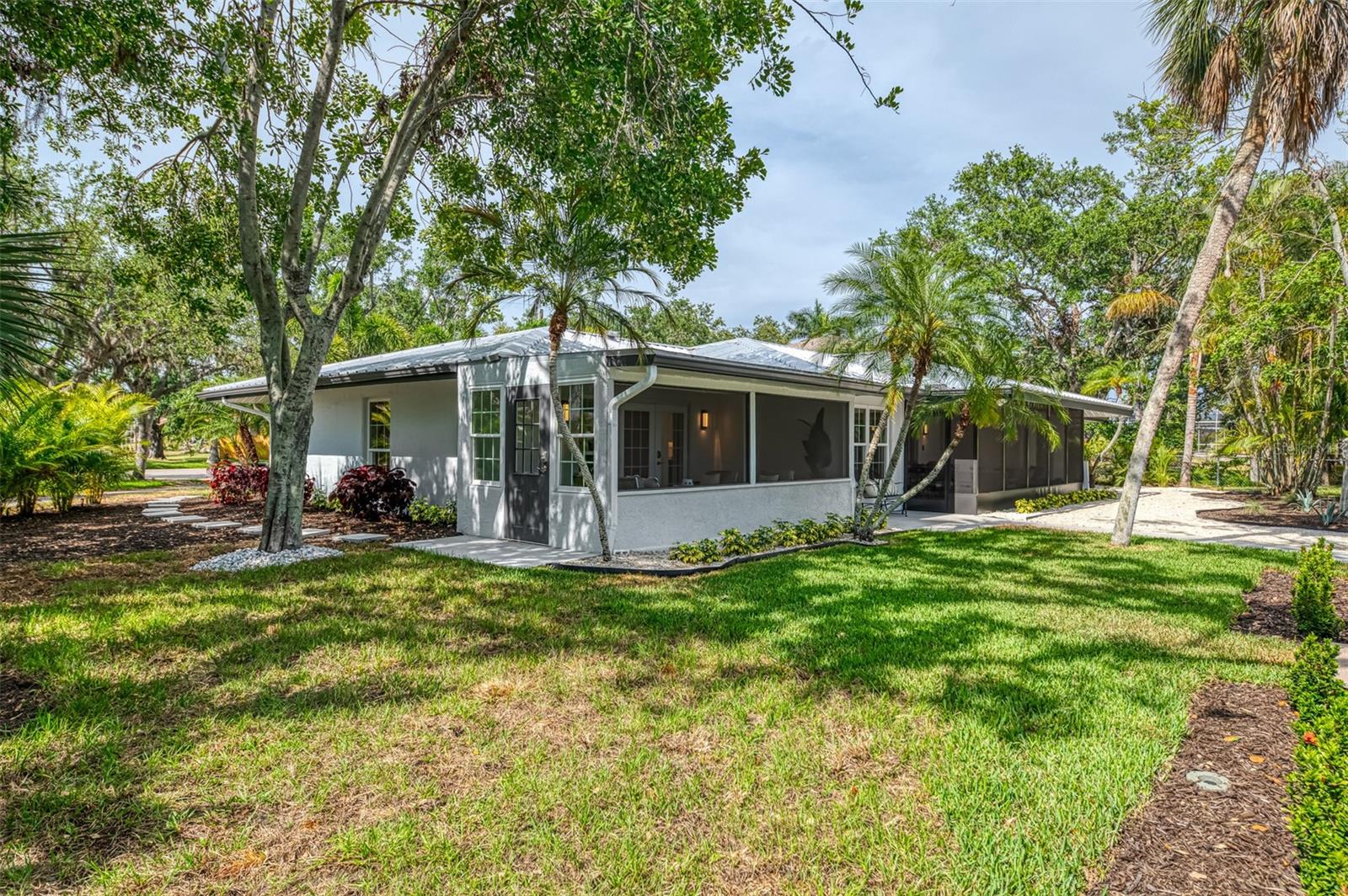 5377 PALOS VERDES DR, SARASOTA, FL, 34231