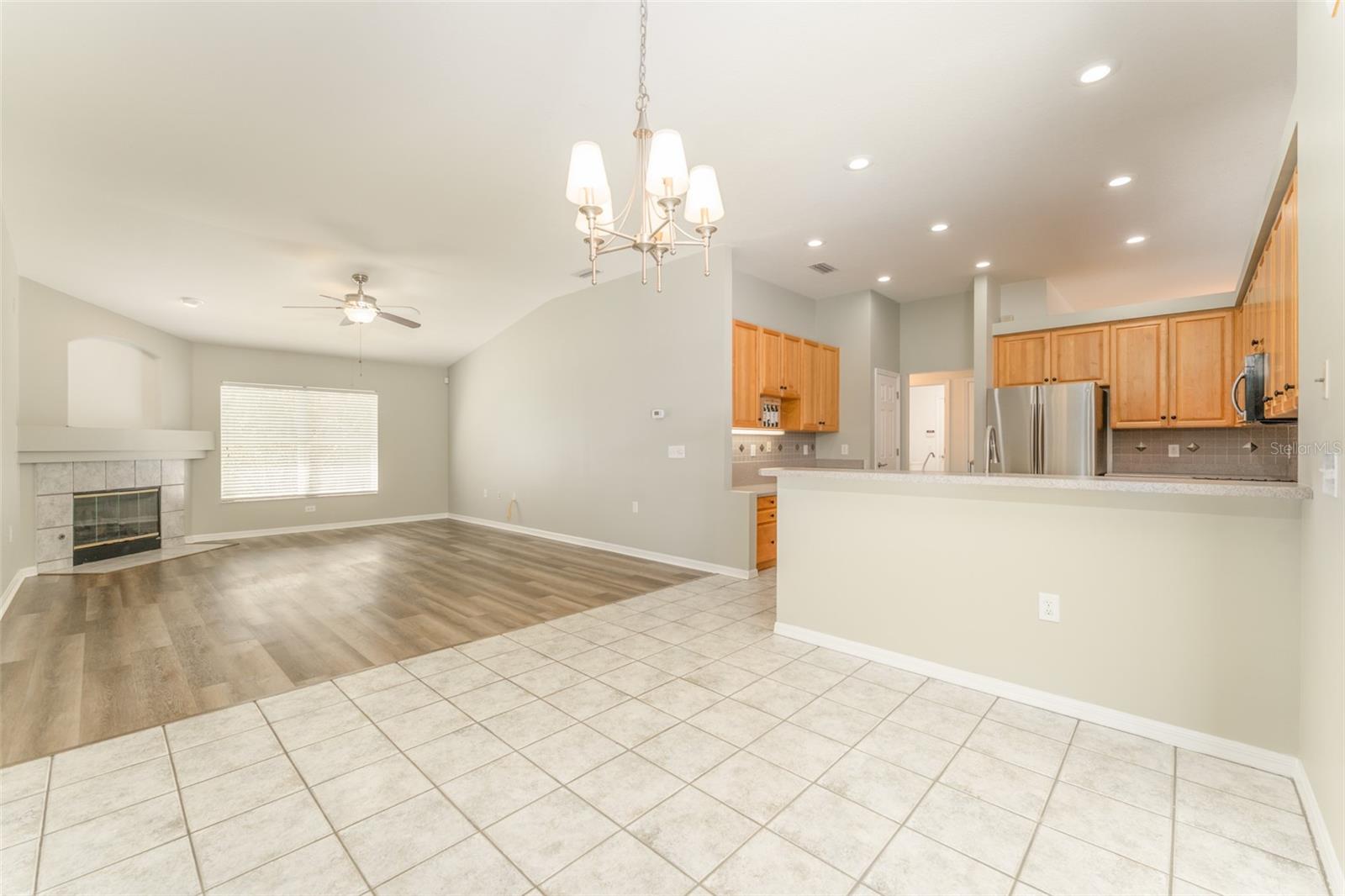 6218 BRIDGEVISTA DR, LITHIA, FL, 33547