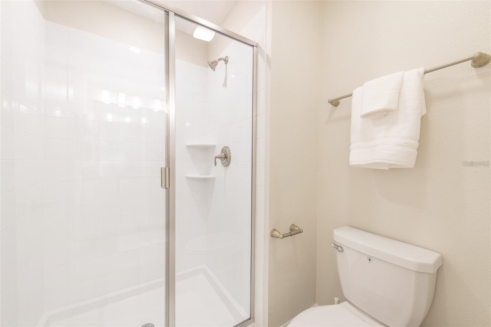 8993 CABOT CLIFFS DR, DAVENPORT, FL, 33896