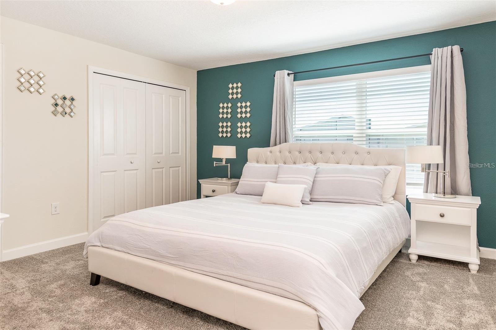 8993 CABOT CLIFFS DR, DAVENPORT, FL, 33896