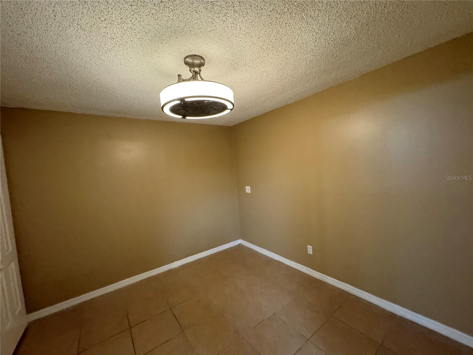 10427 FLOWERS AVE, ORLANDO, FL, 32825
