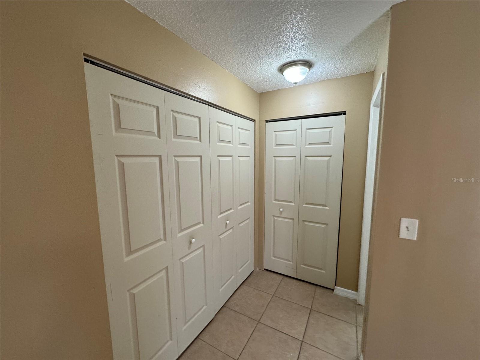 10427 FLOWERS AVE, ORLANDO, FL, 32825