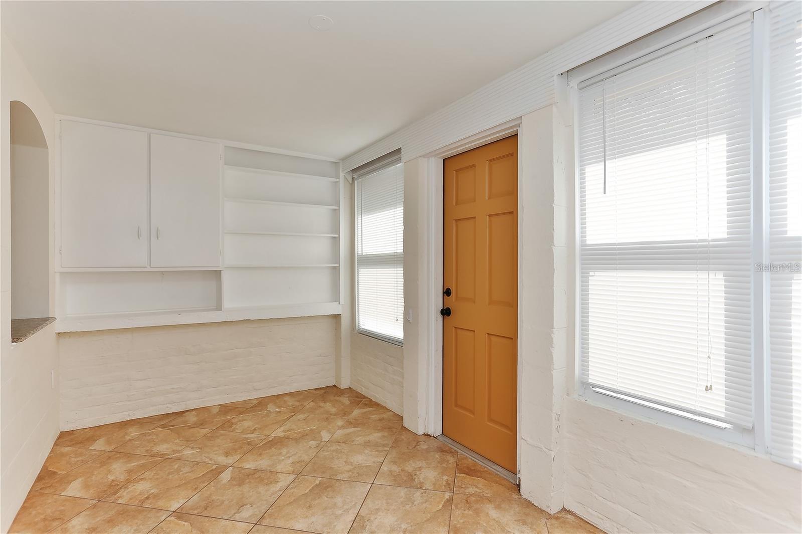 135 RICARDO WAY NE #1, ST PETERSBURG, FL, 33704