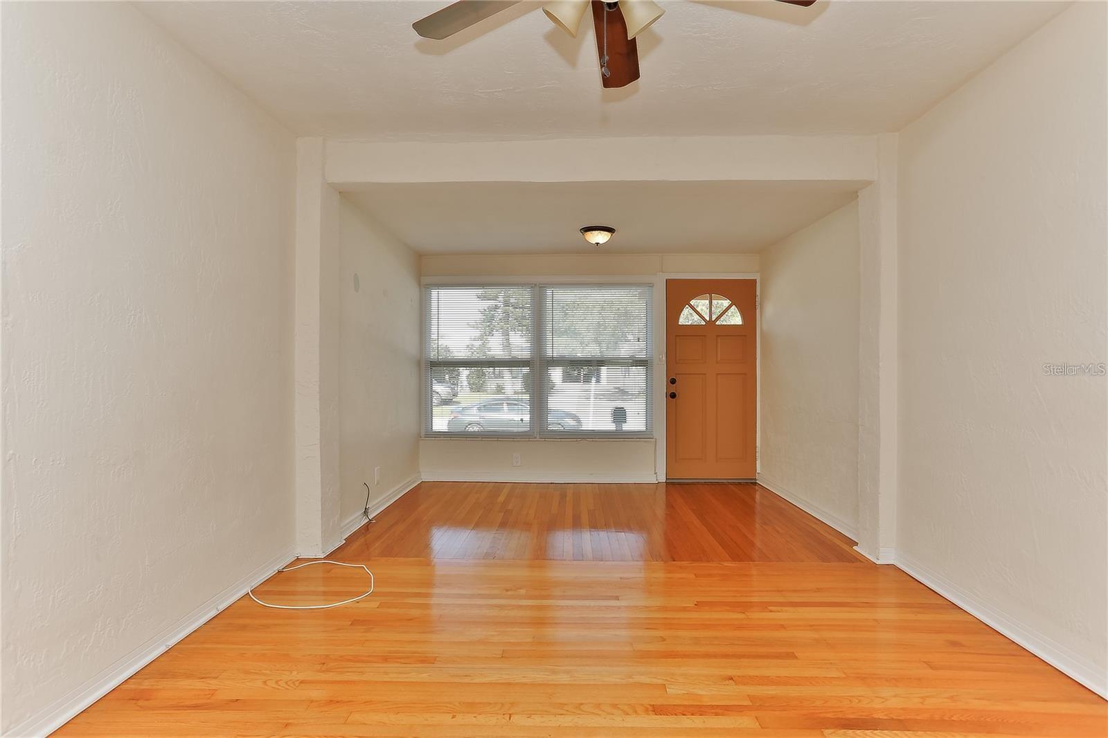 135 RICARDO WAY NE #1, ST PETERSBURG, FL, 33704