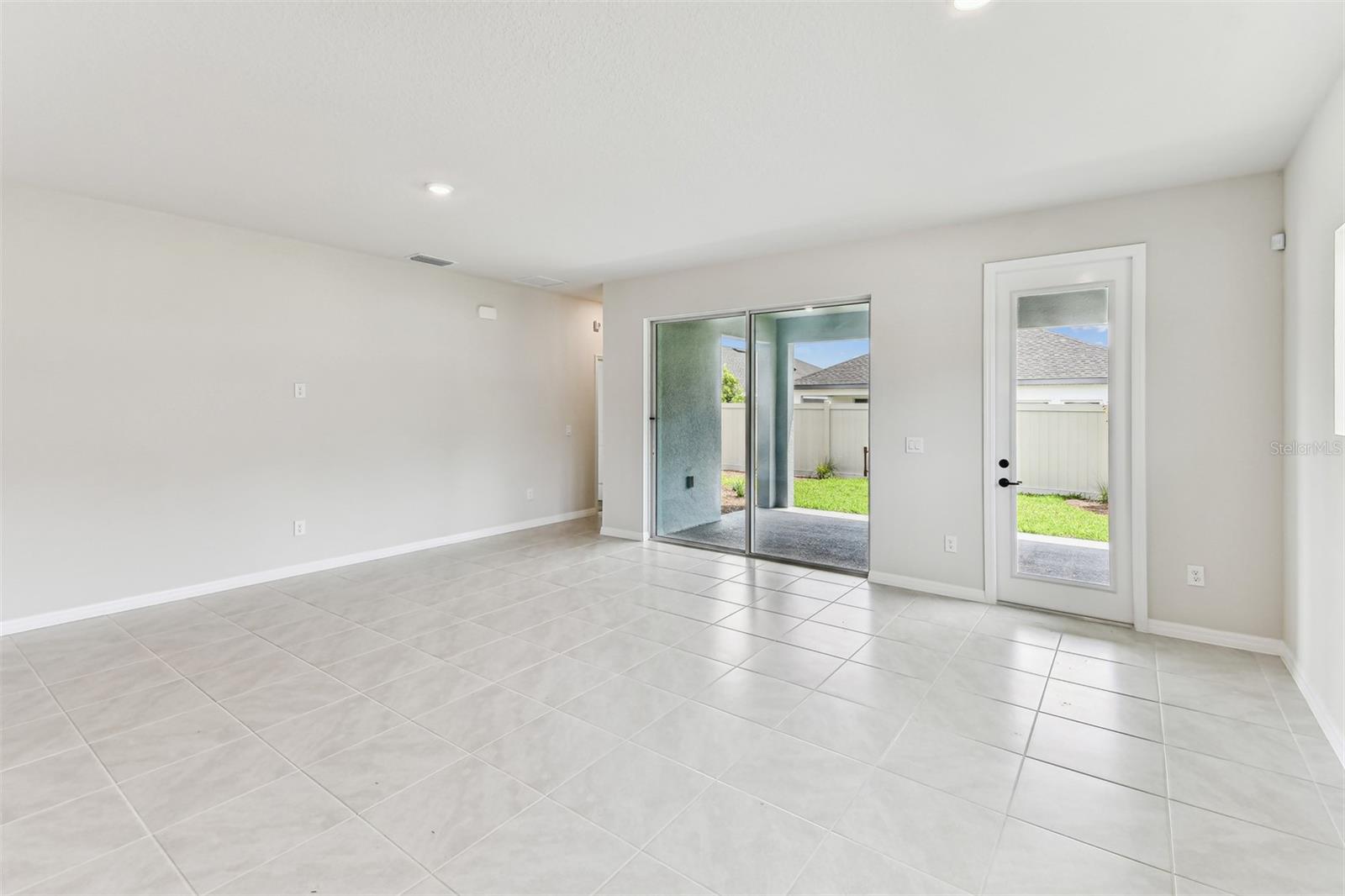 6051 SACRED OAK AVE, MOUNT DORA, FL, 32757