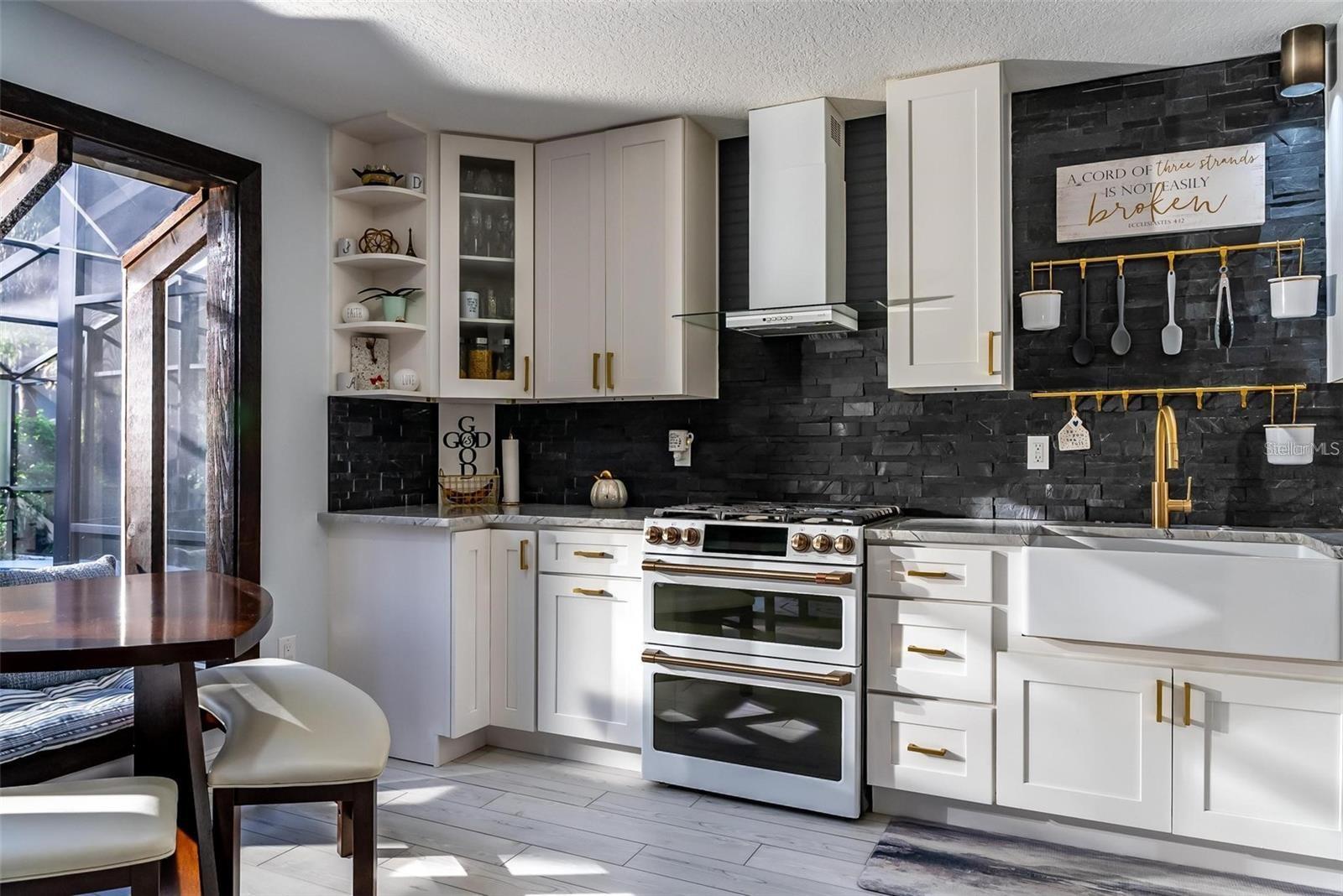 302 HERMITS TRL, ALTAMONTE SPRINGS, FL, 32701